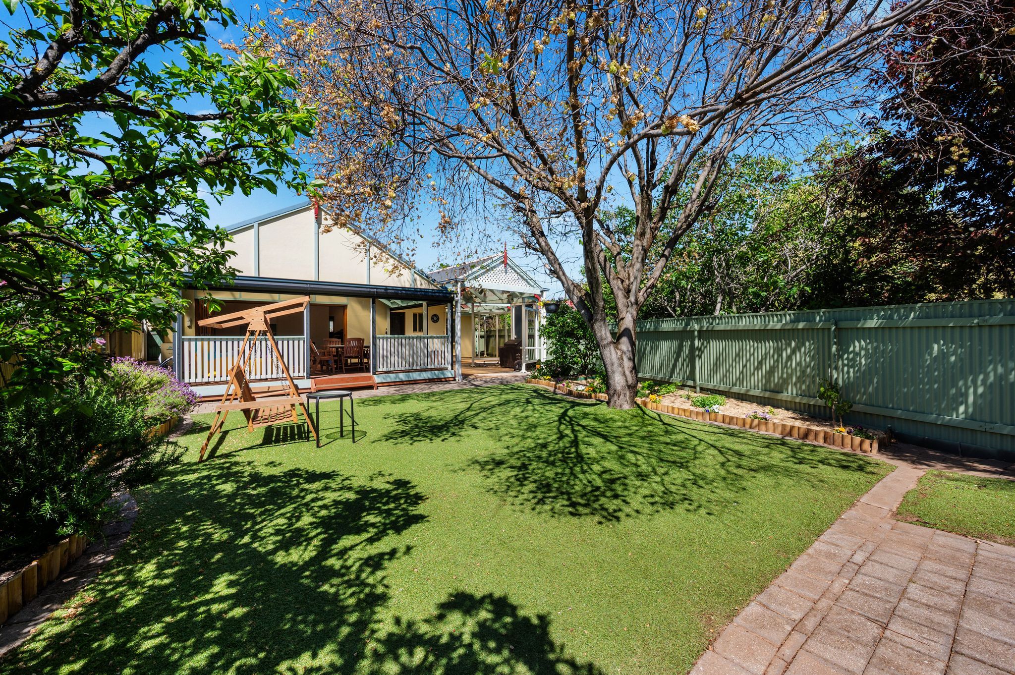 1 Heathcote Street — photo 16 of 17