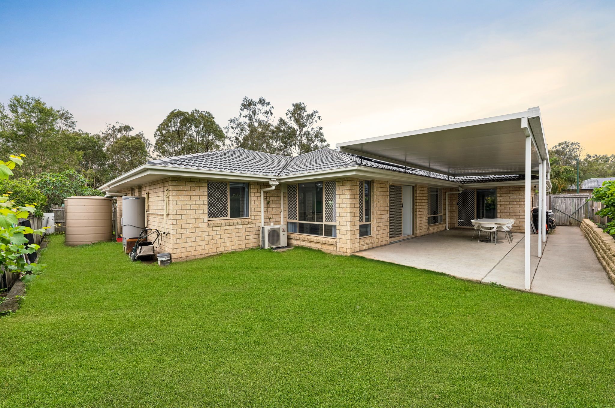 14 Voss Boulevard — photo 17 of 22