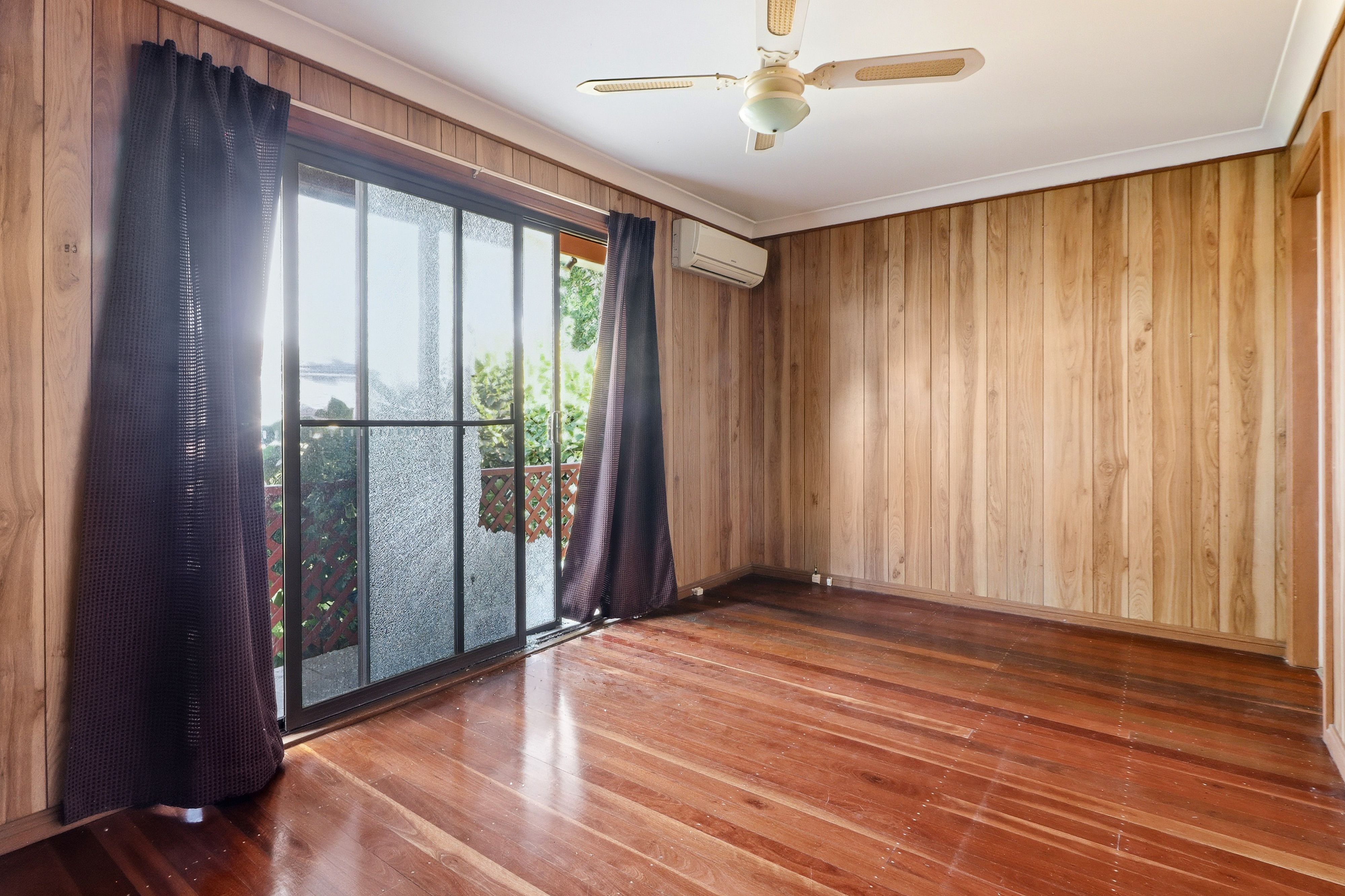 200 Macquarie Road — photo 8 of 17