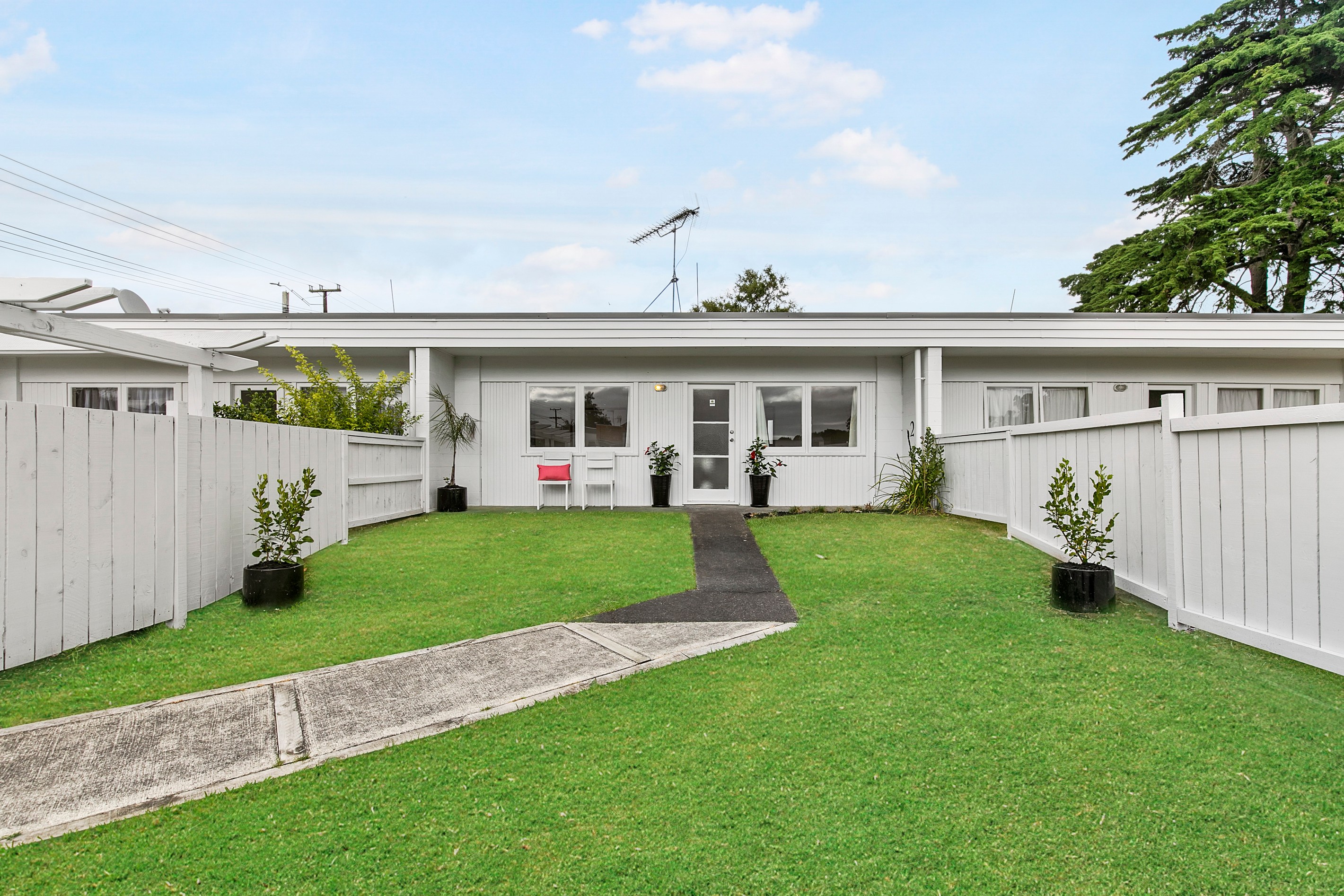 2/164 Beach Haven Road, Beach Haven, North Shore City