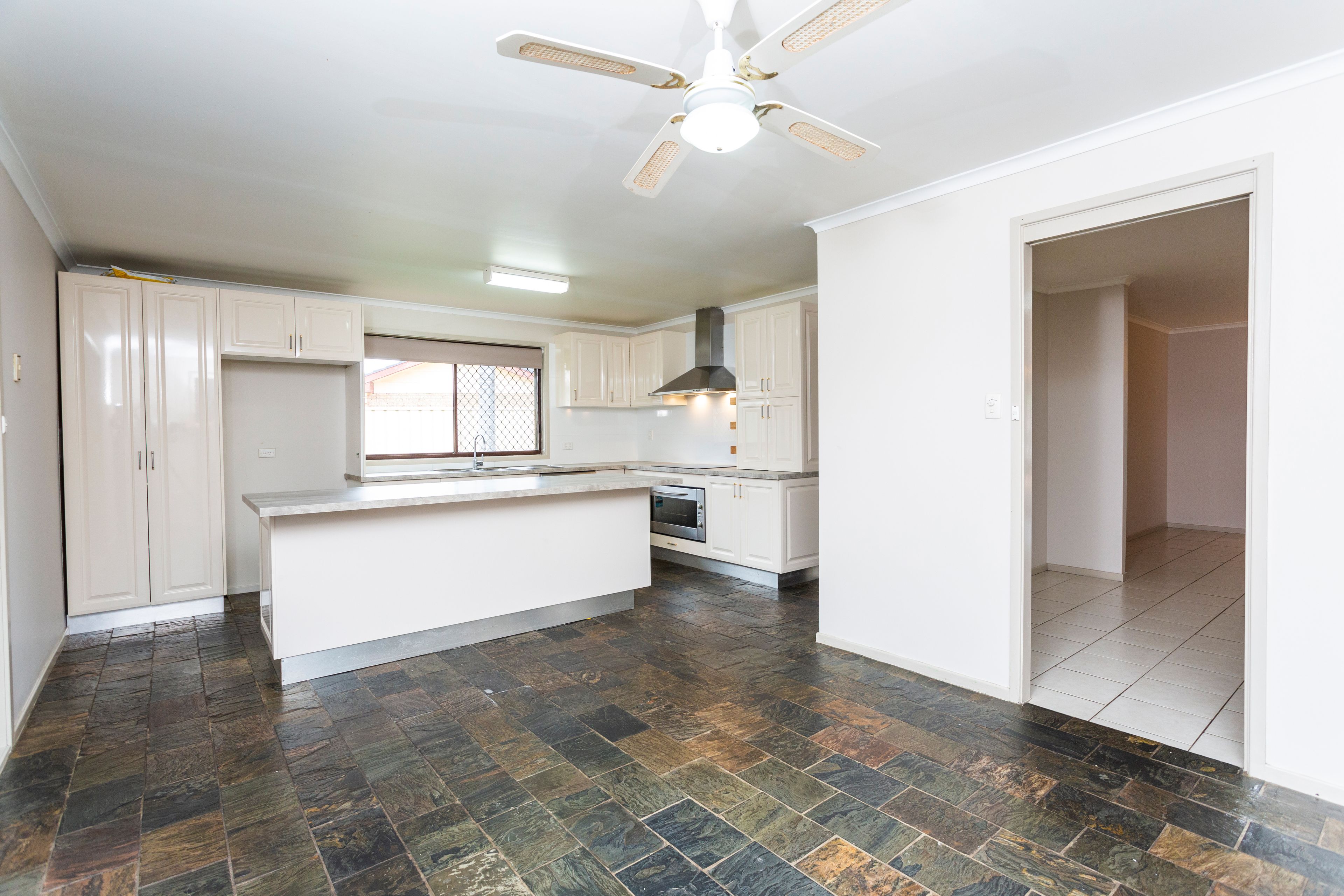 7 Coolawin Crescent, Shellharbour, NSW 2529