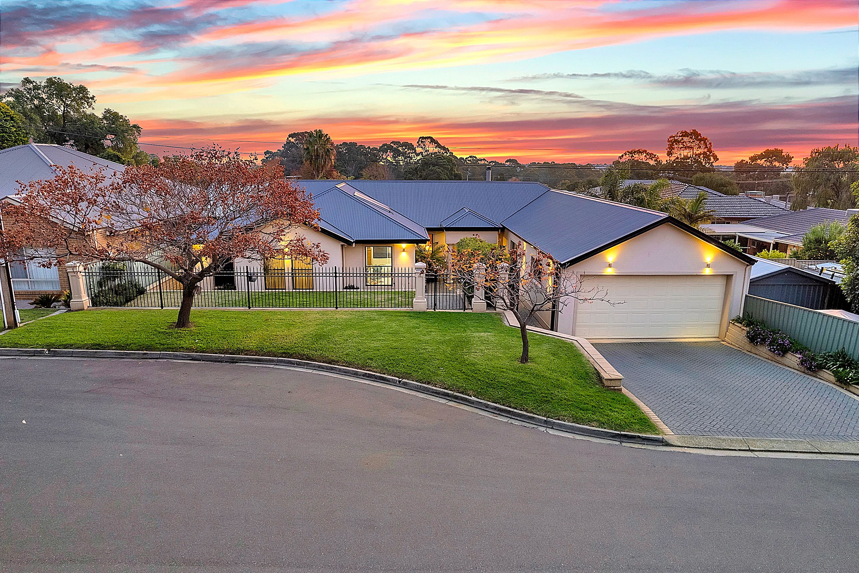 4 Renwick Crescent, Tea Tree Gully, SA 5091 Sold House Ray White