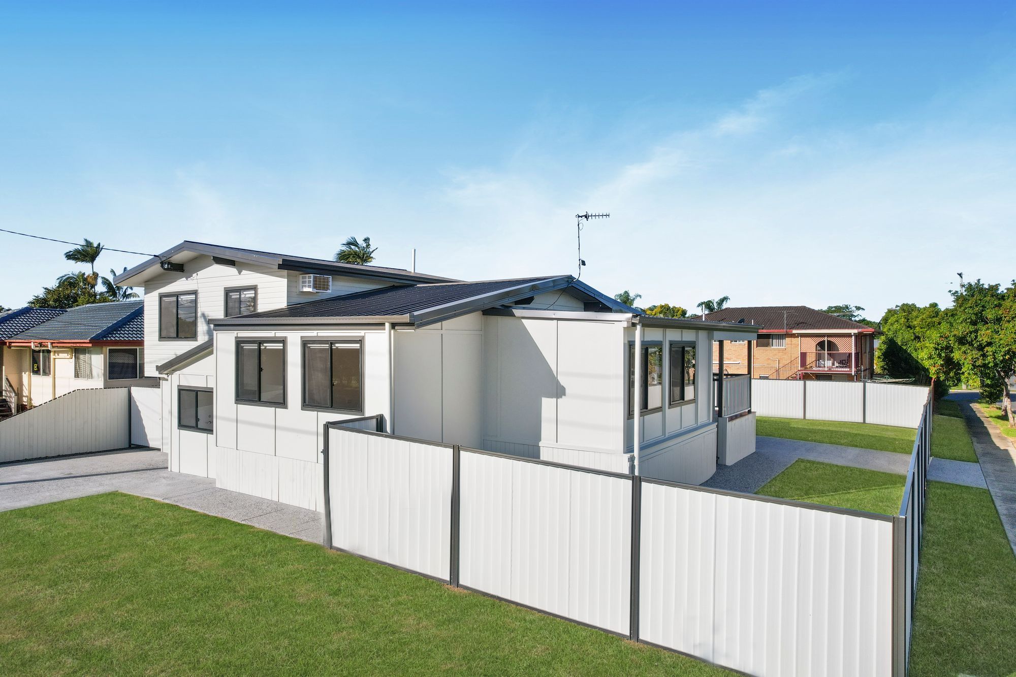 1 Carcoola Street, Kingston, QLD 4114