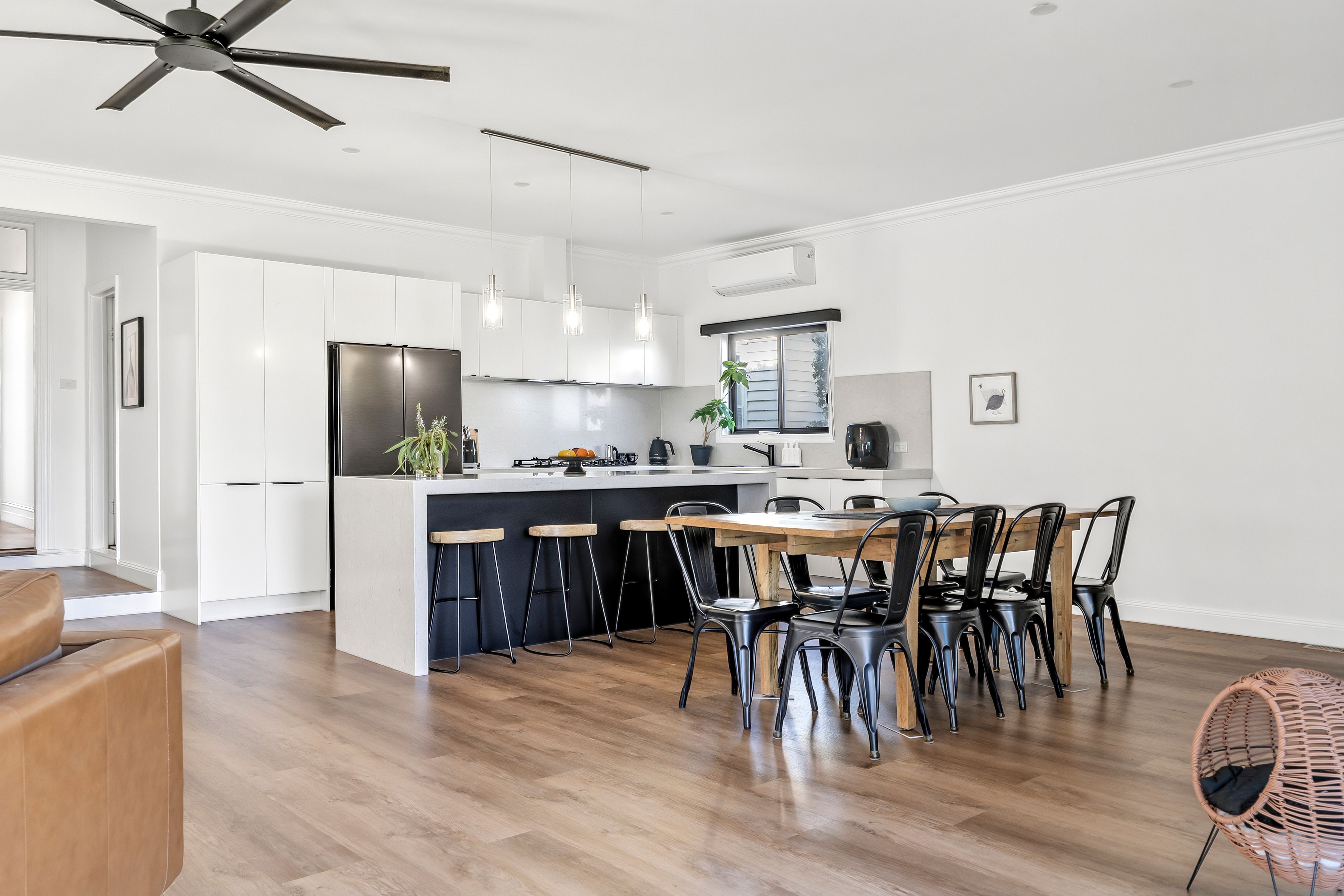 37 Hart Street — photo 4 of 21