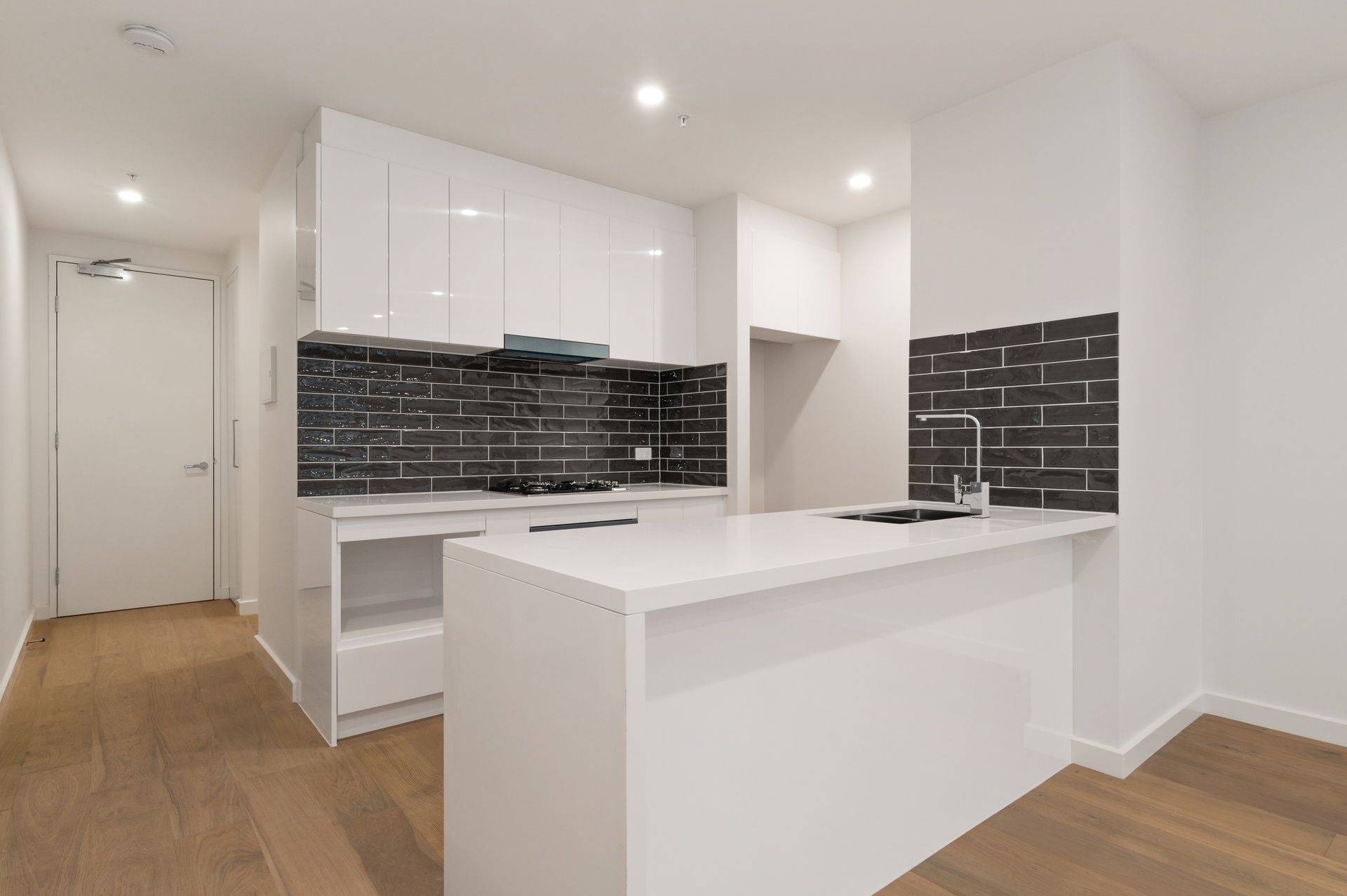 305/14-16 Springfield Avenue, Croydon, VIC 3136