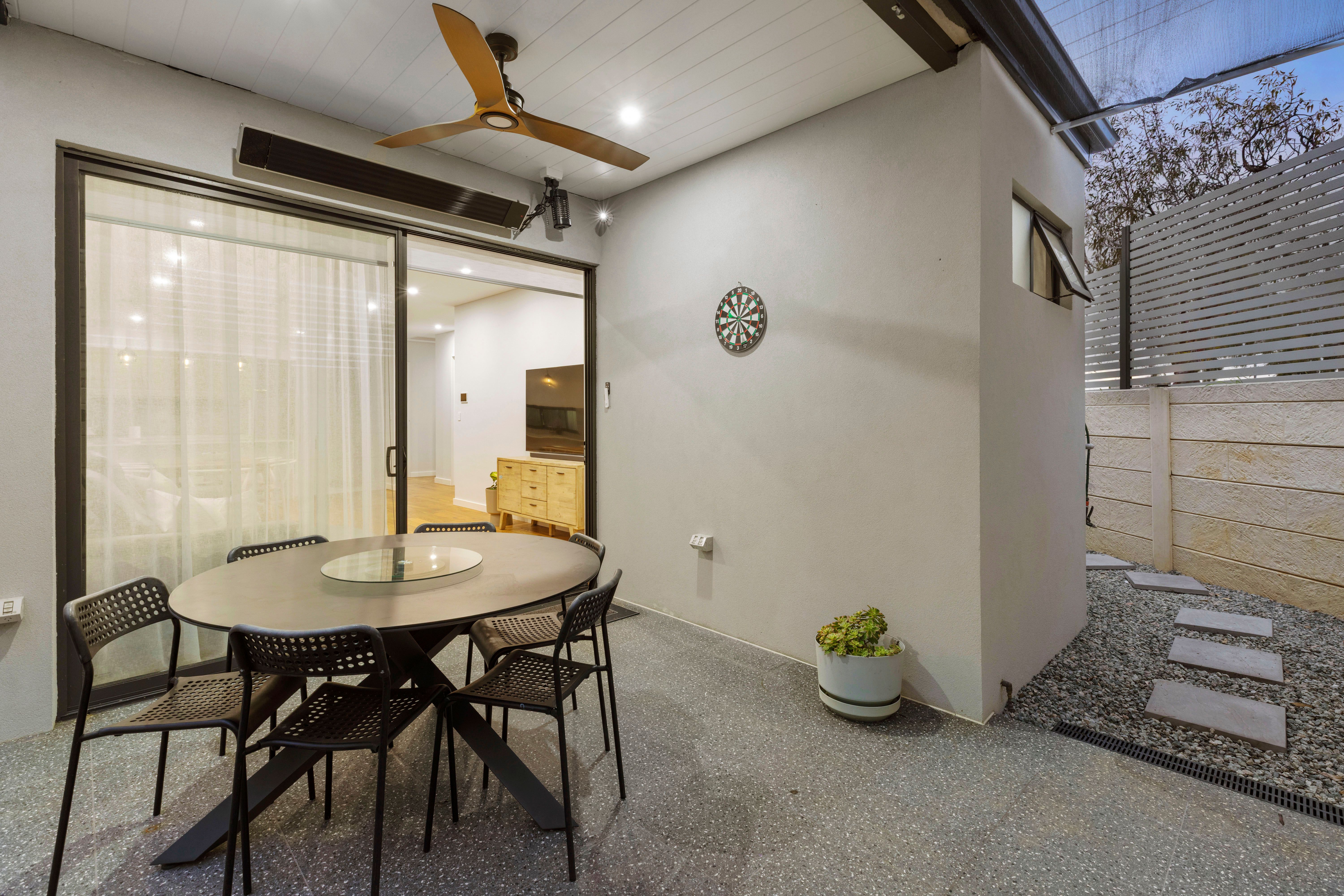 5 Addison Way — photo 24 of 24