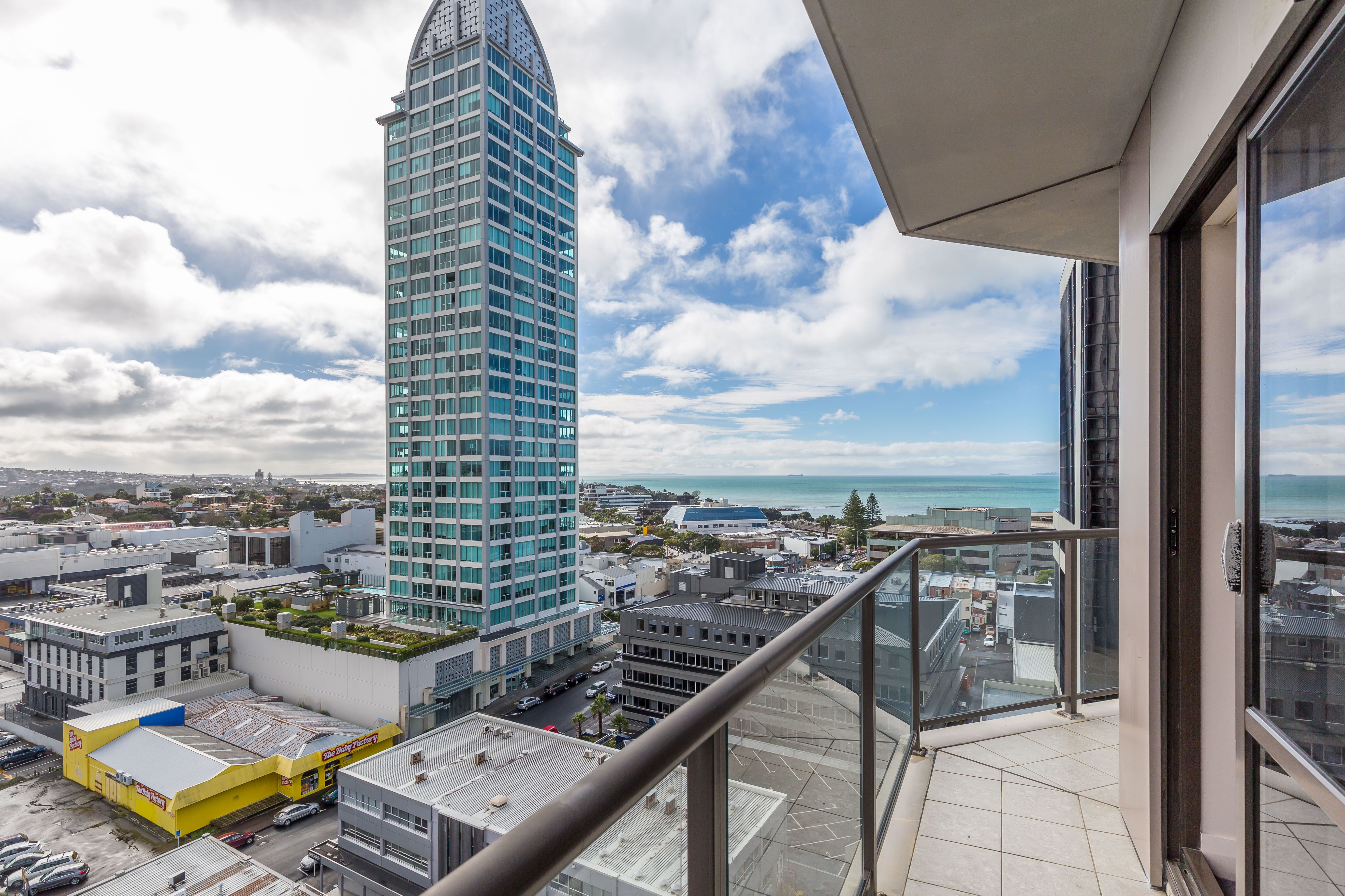 1008/9-17 Byron Avenue, Takapuna, North Shore City