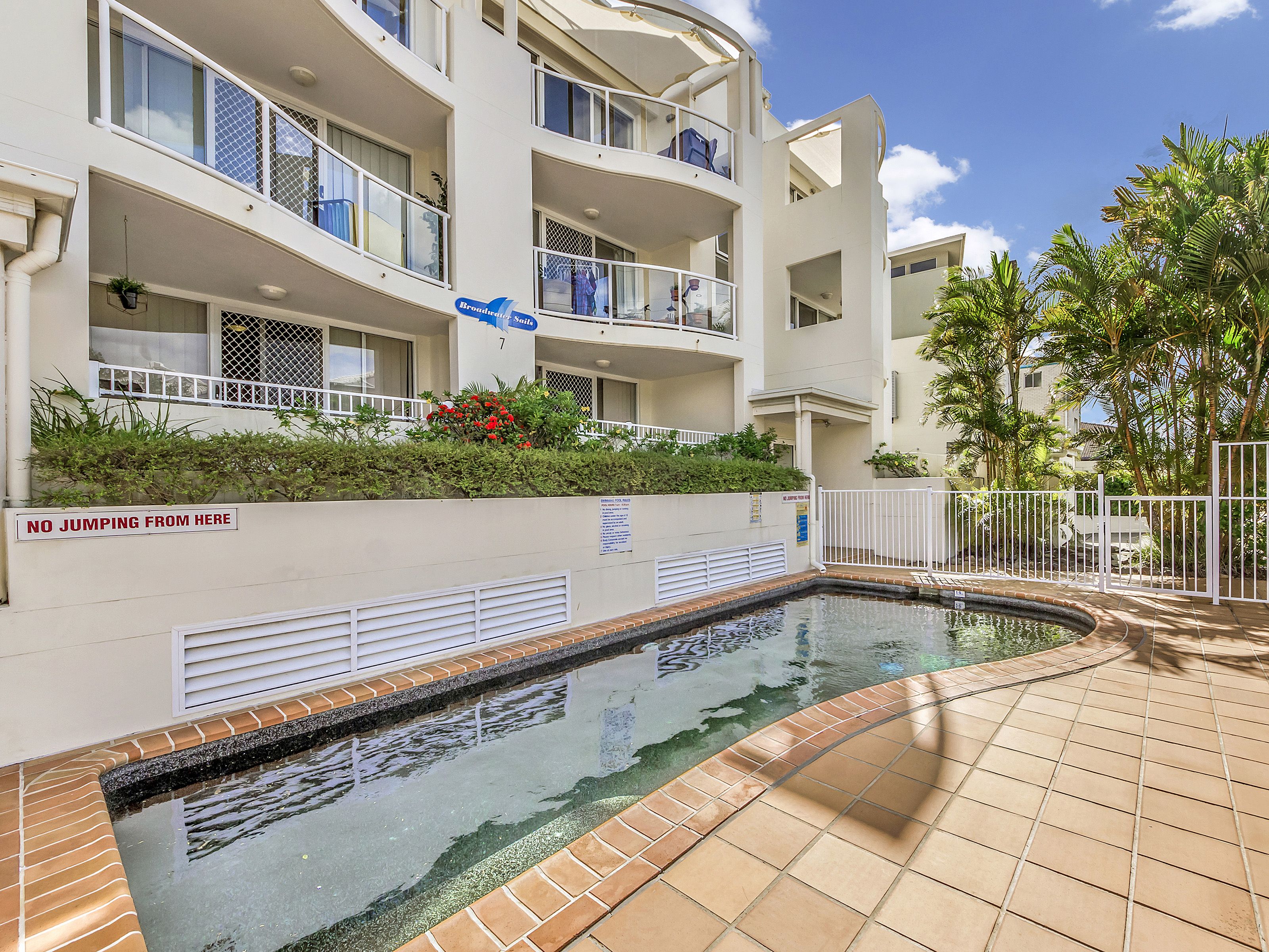 5/7 Whiting Street, Labrador, QLD 4215