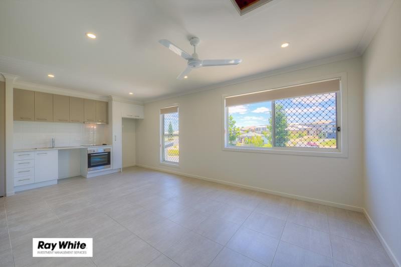 2/70 Glorious Promenade, Redbank Plains, QLD 4301