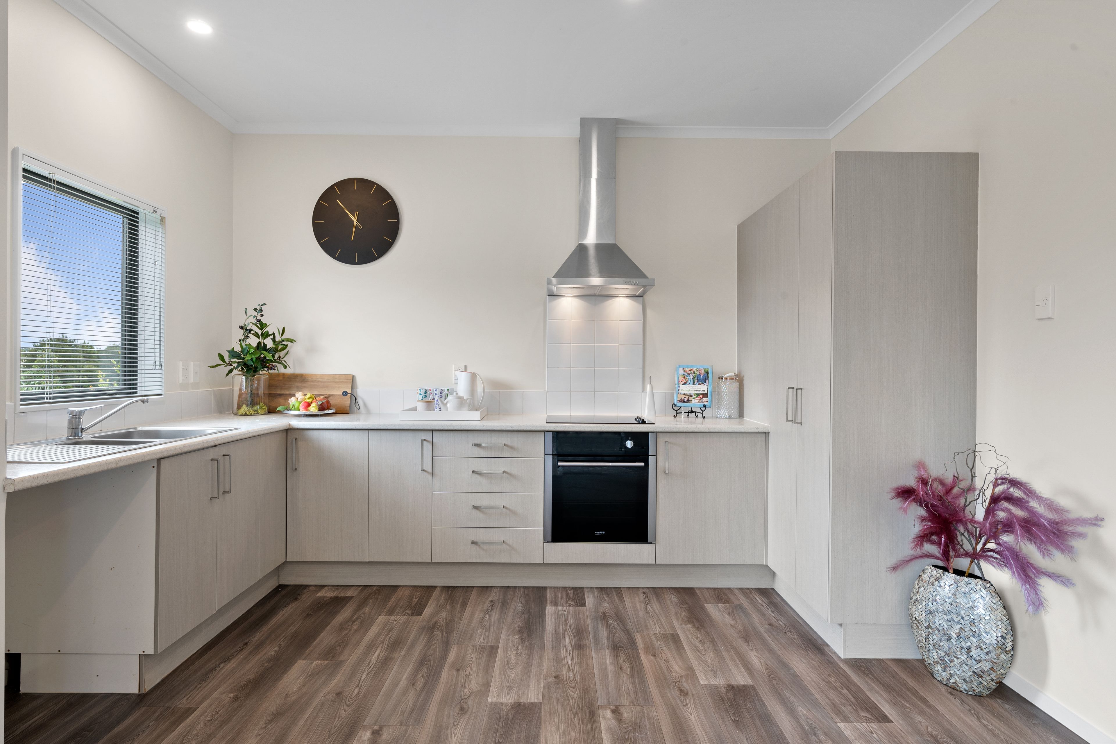 49 Becker Drive, Weymouth, Manukau City