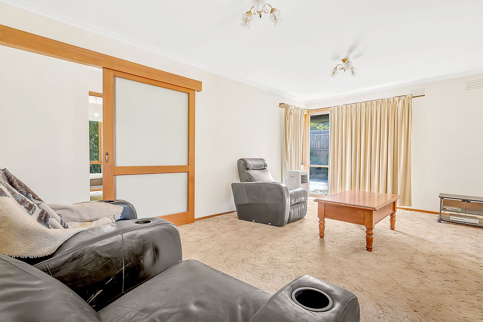 1/12 Metropolitan Avenue, Craigieburn, VIC 3064