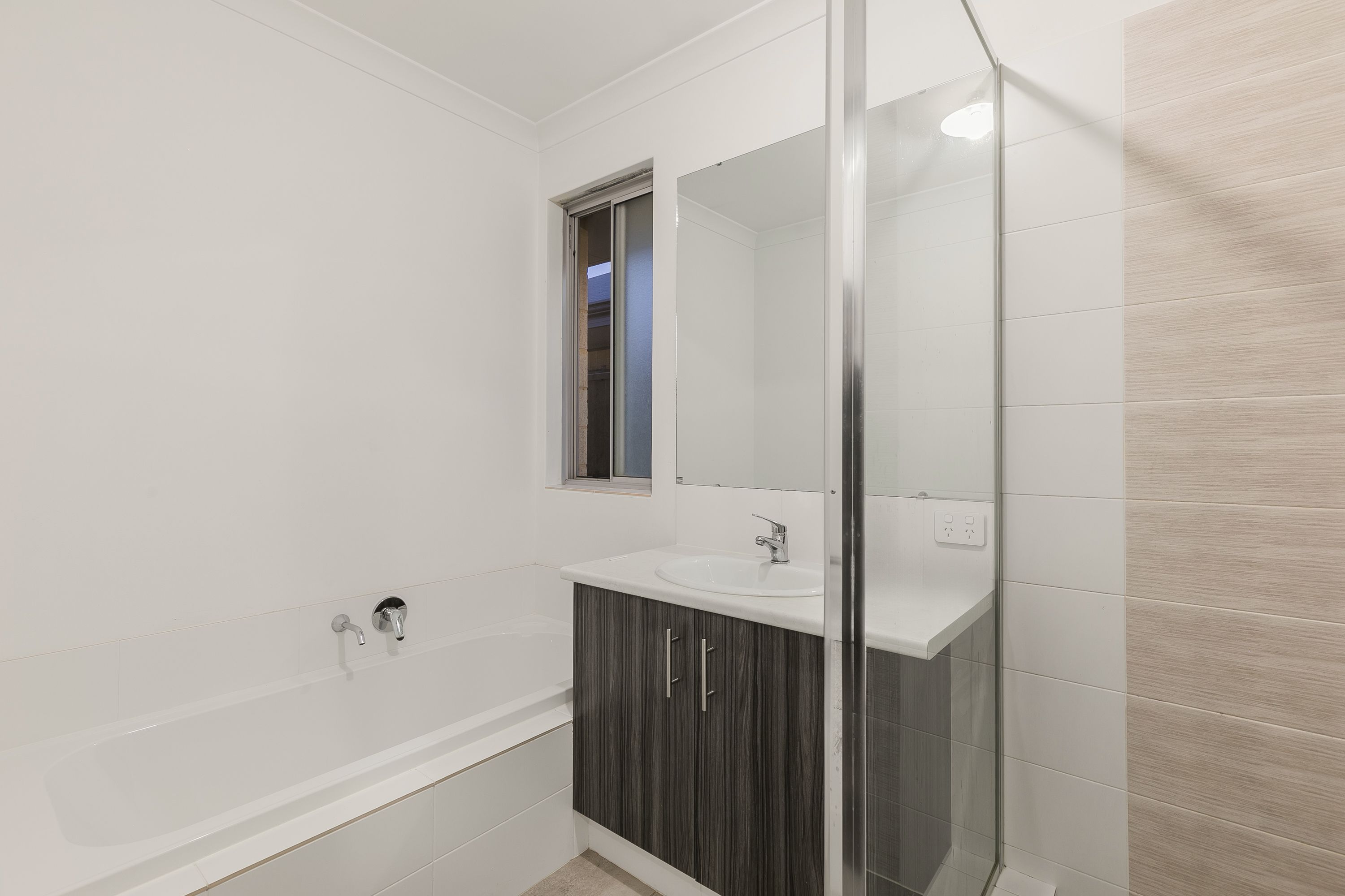 25 Andalusian Avenue — photo 12 of 16