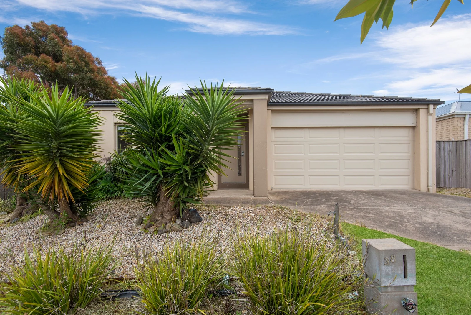 38 Dunlin Crescent, Williams Landing, VIC 3027