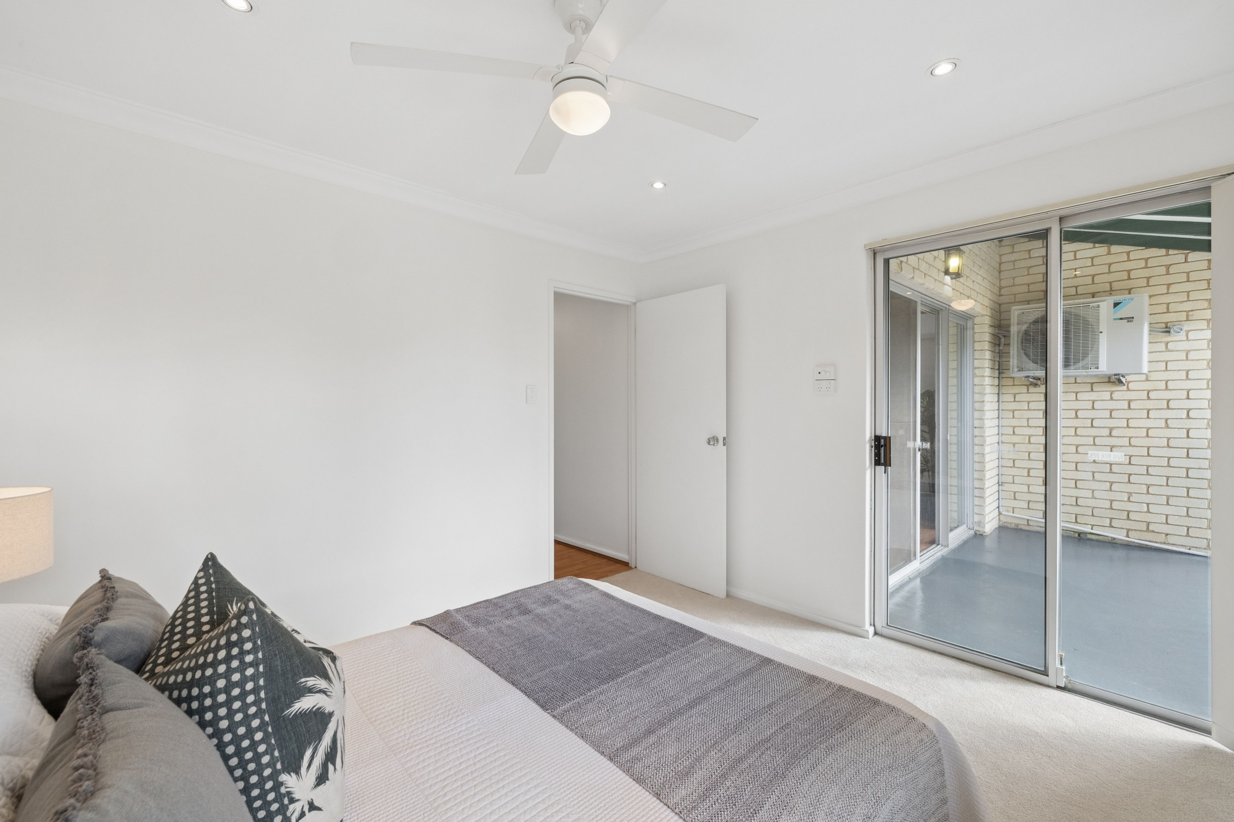 15/72 King George Street — photo 17 of 30