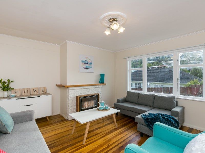 154 Newlands Road, Newlands, Wellington City