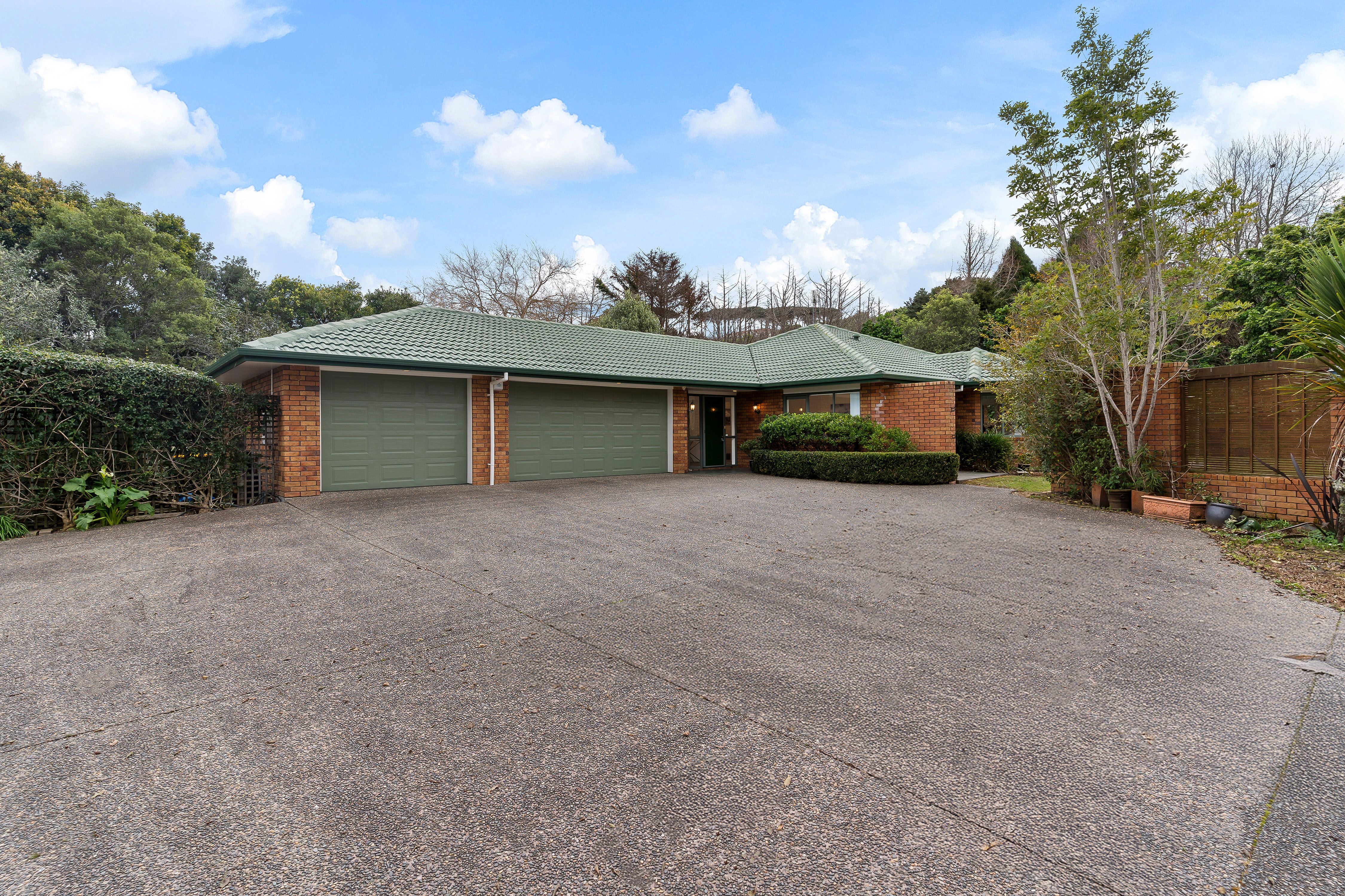 97 Polo Prince Drive, Totara Park, Manukau City