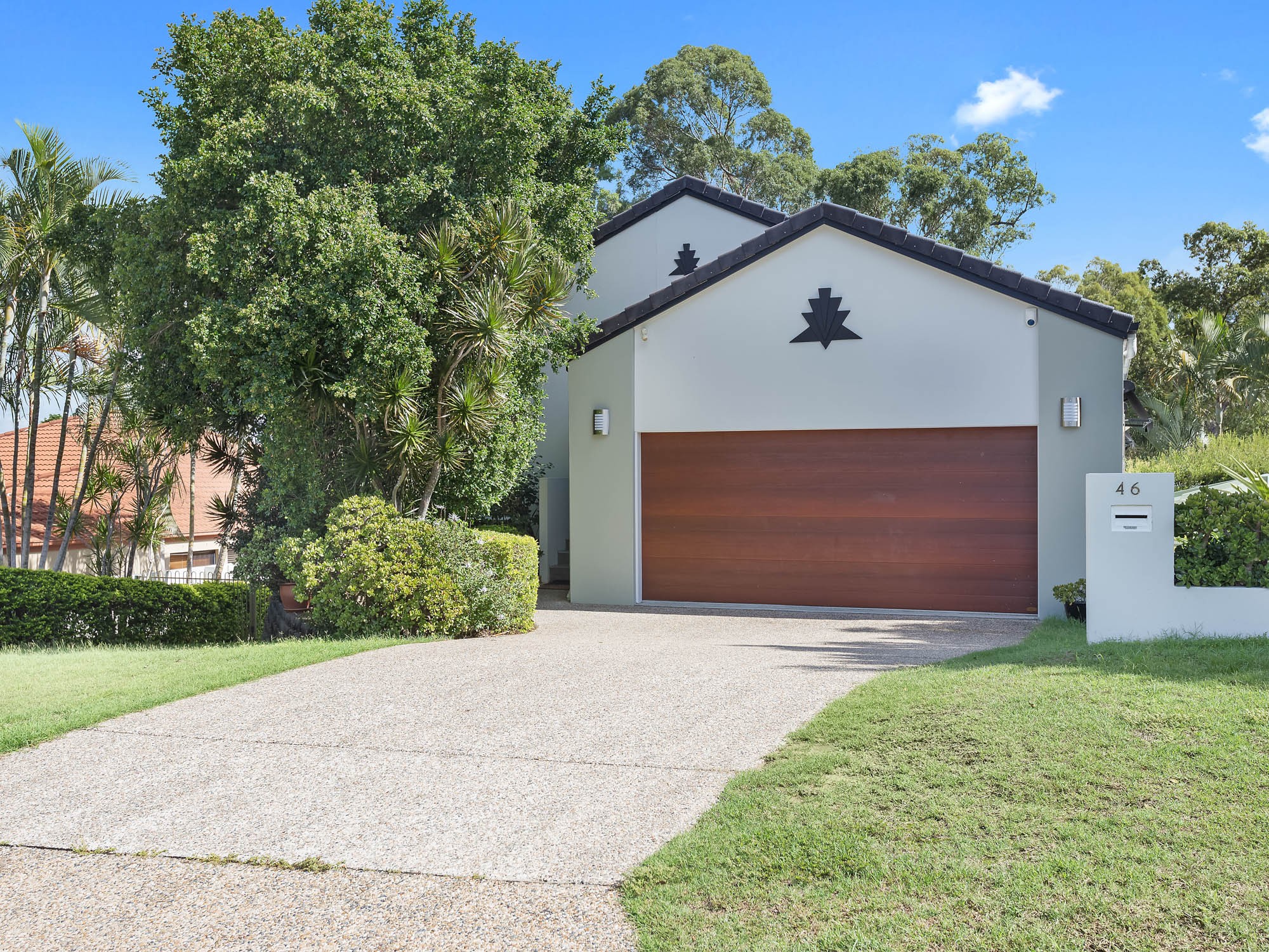 46 Arun Drive, Arundel, QLD 4214
