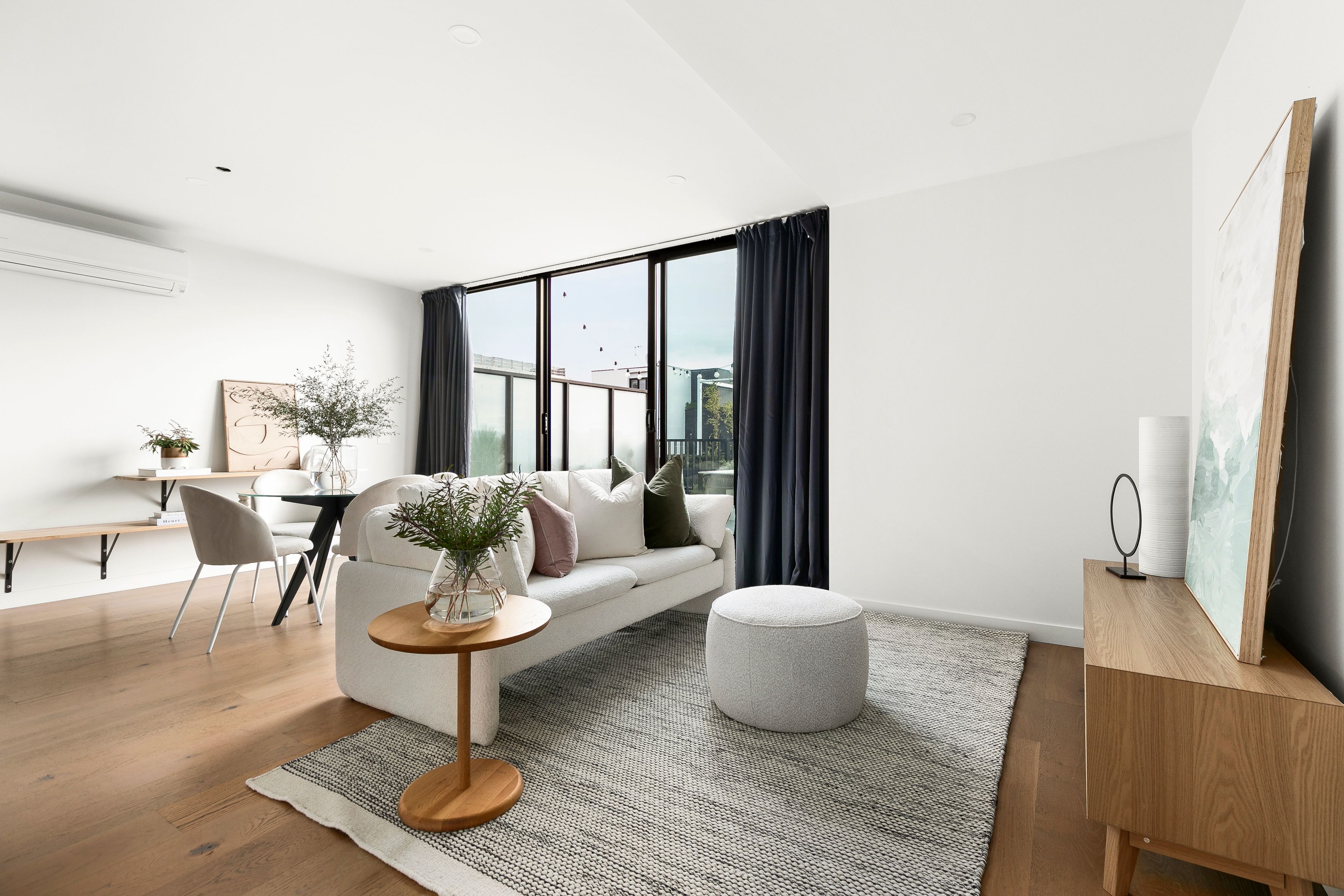 508/270 Lygon Street — photo 5 of 14
