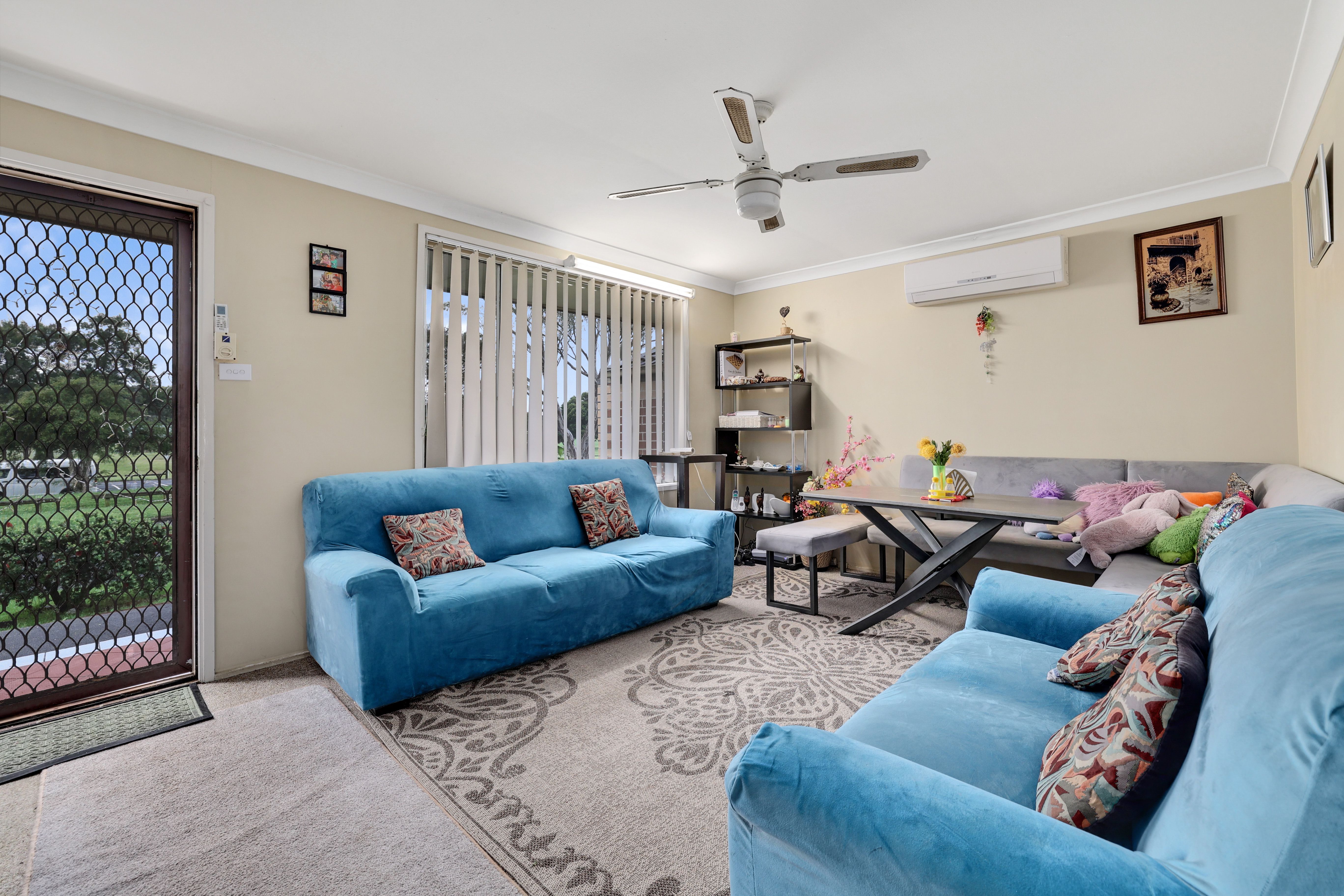 74 Stromeferry Crescent, St Andrews, NSW 2566