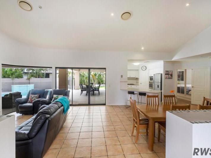 6 Tammy Court, Helensvale, QLD 4212