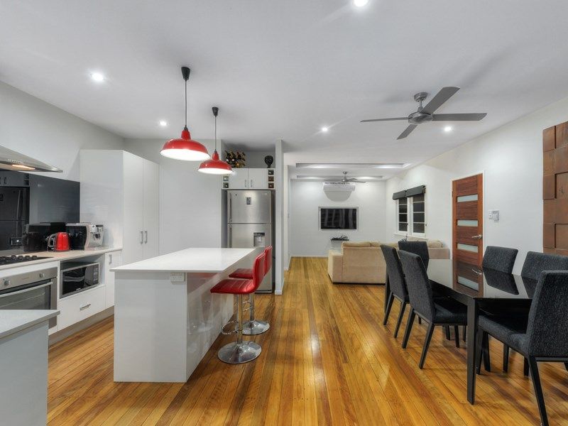 45 Armstrong Road, Cannon Hill, QLD 4170