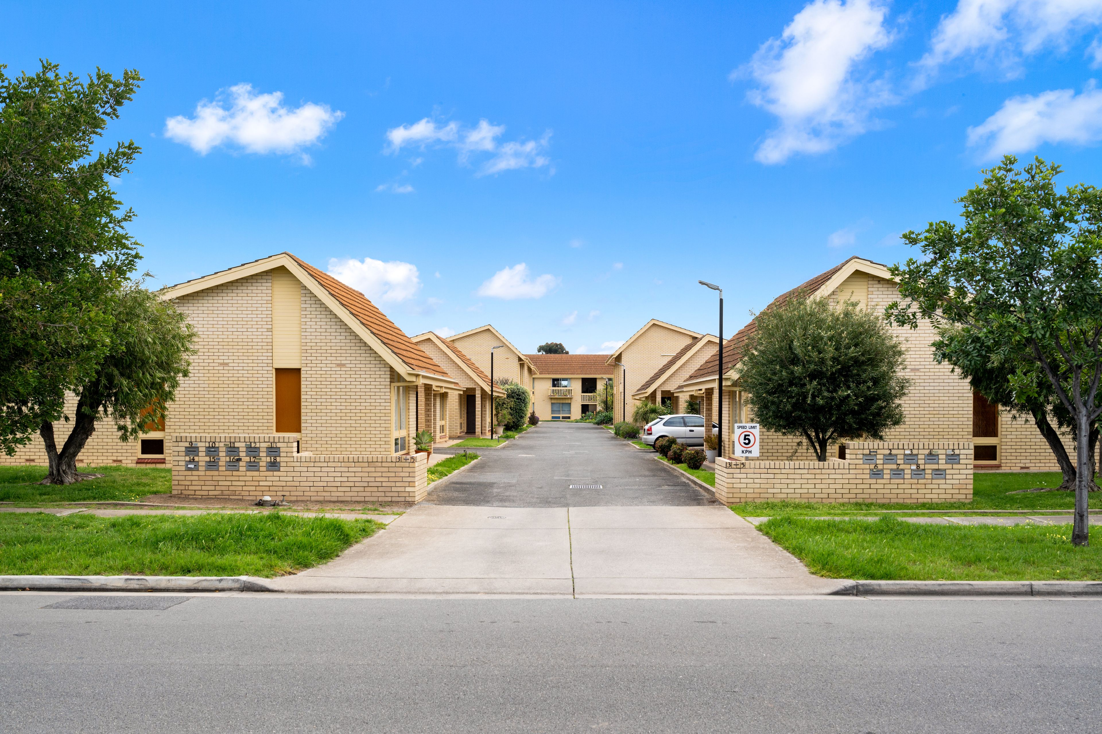 16/3 View Avenue — photo 14 of 17