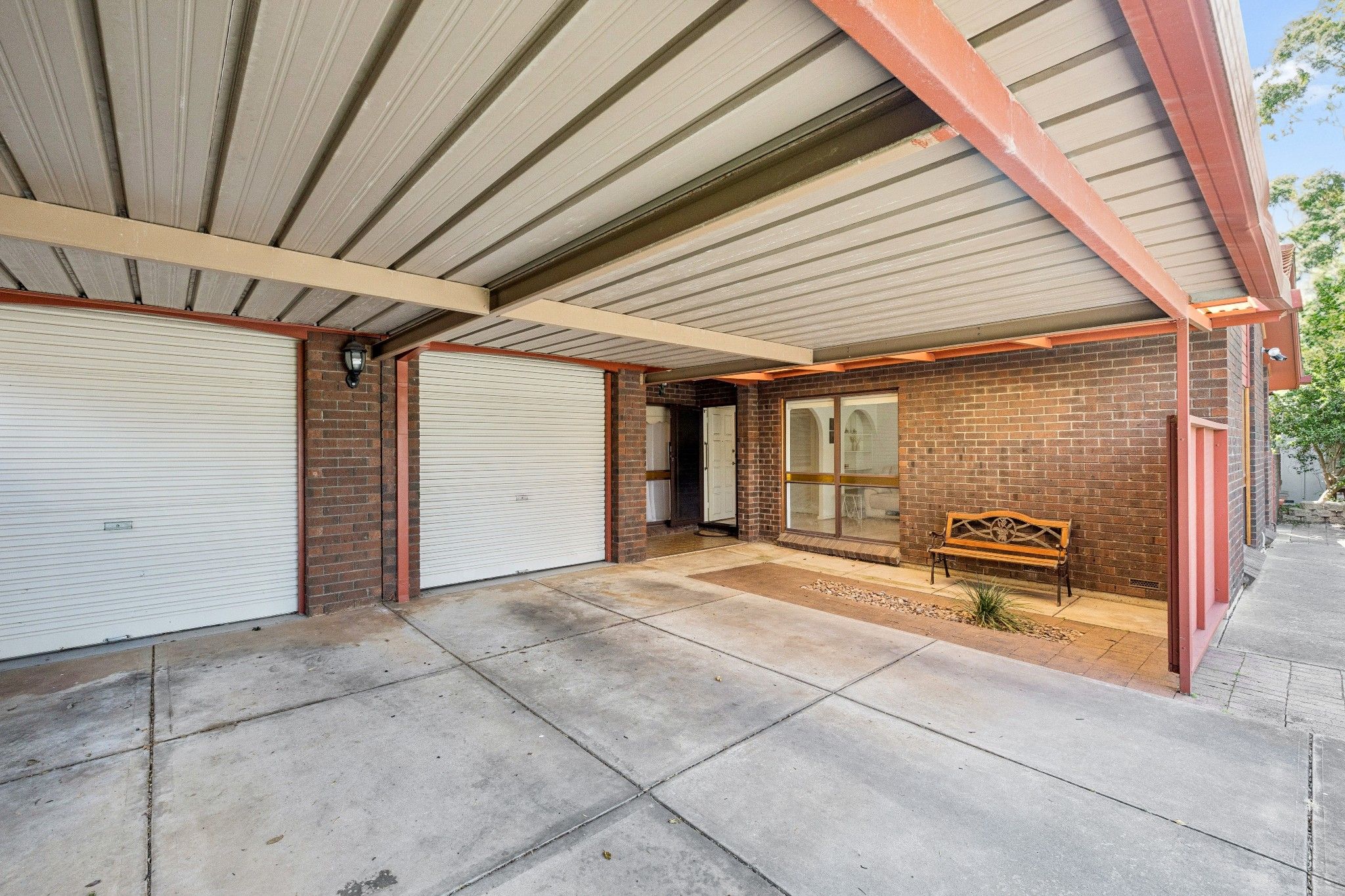 33 Masters Avenue — photo 19 of 19