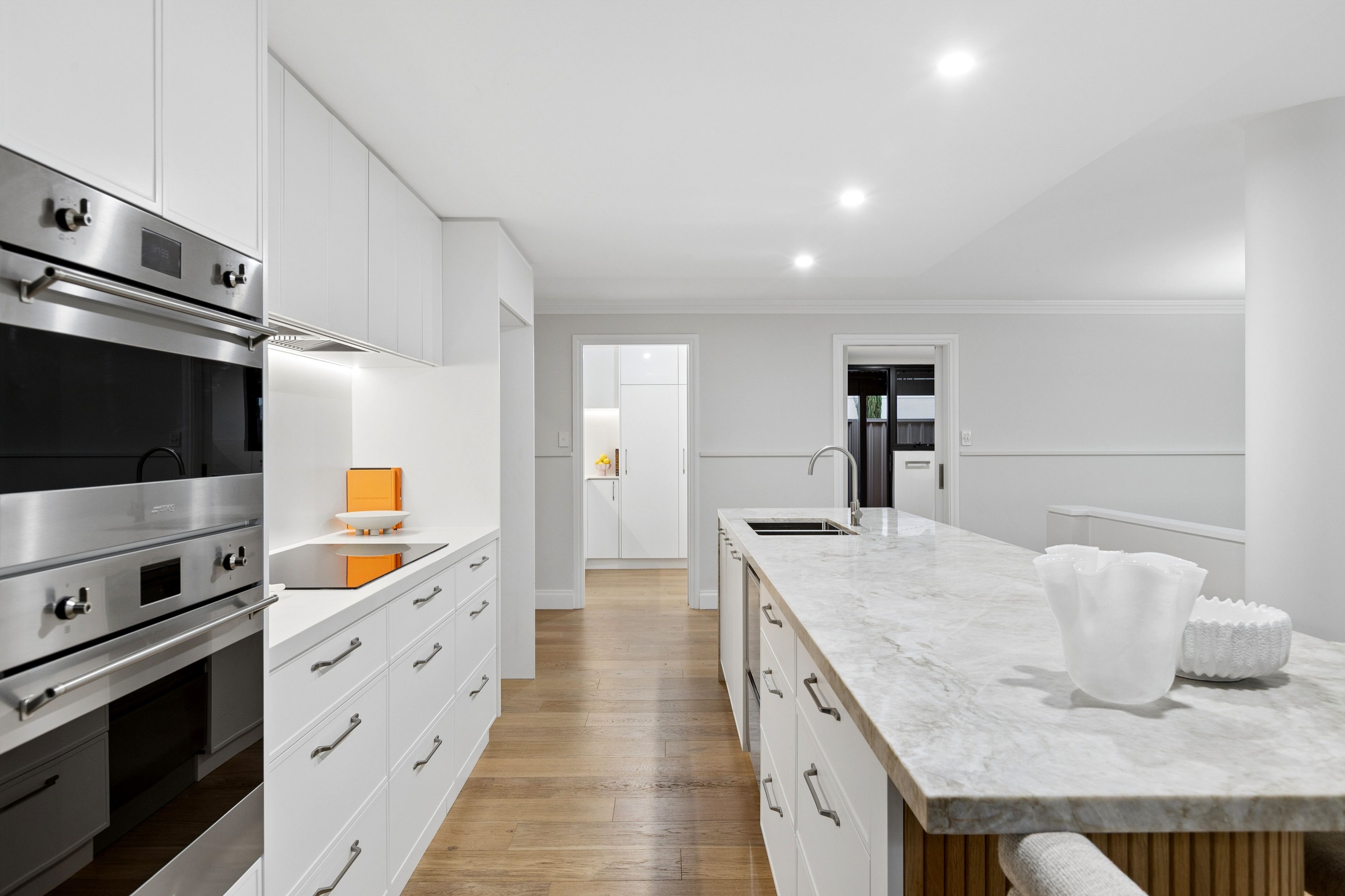 46 Beach Road — photo 9 of 27