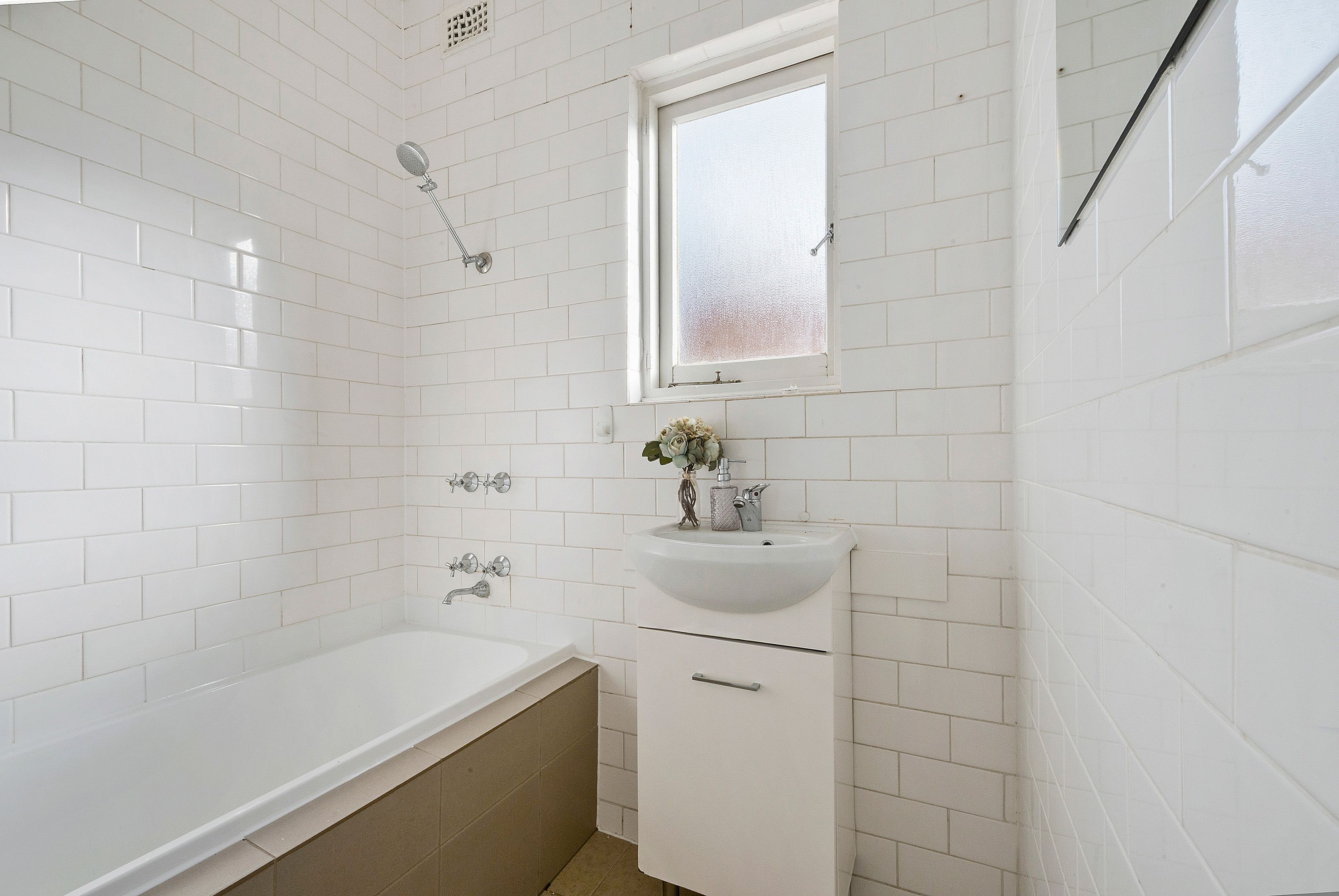 16 Haydown Road — photo 14 of 16