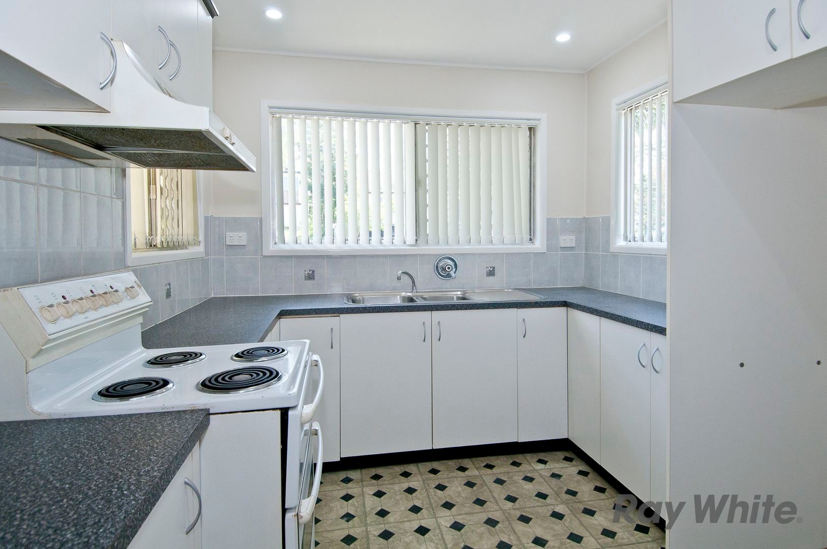 6 Licola Street, Woodridge, QLD 4114