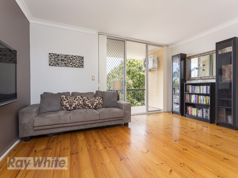 8/12 Birdwood Street, Coorparoo, QLD 4151