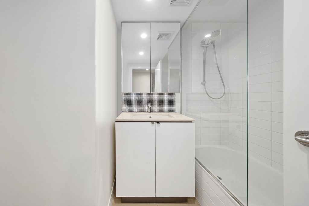 3313/35 Burdett Street — photo 6 of 15