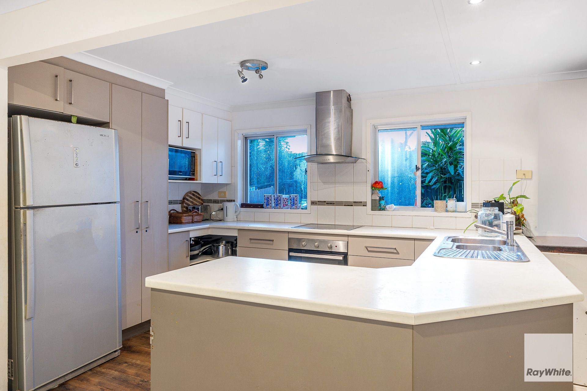 6 Tern Street, Victoria Point, QLD 4165