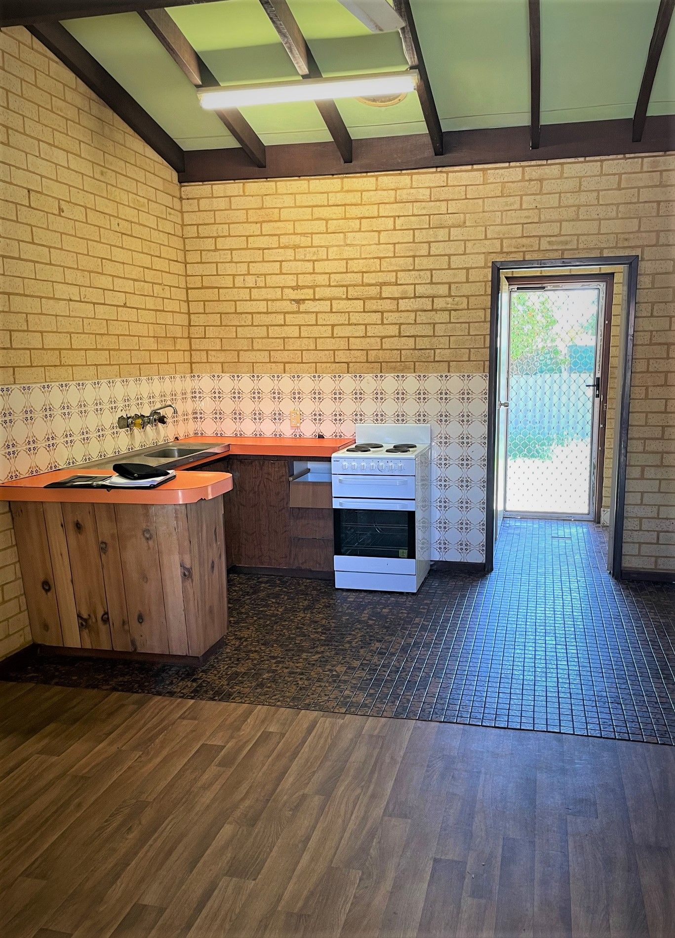 4/41 Hardman Road, Rangeway WA 6530
