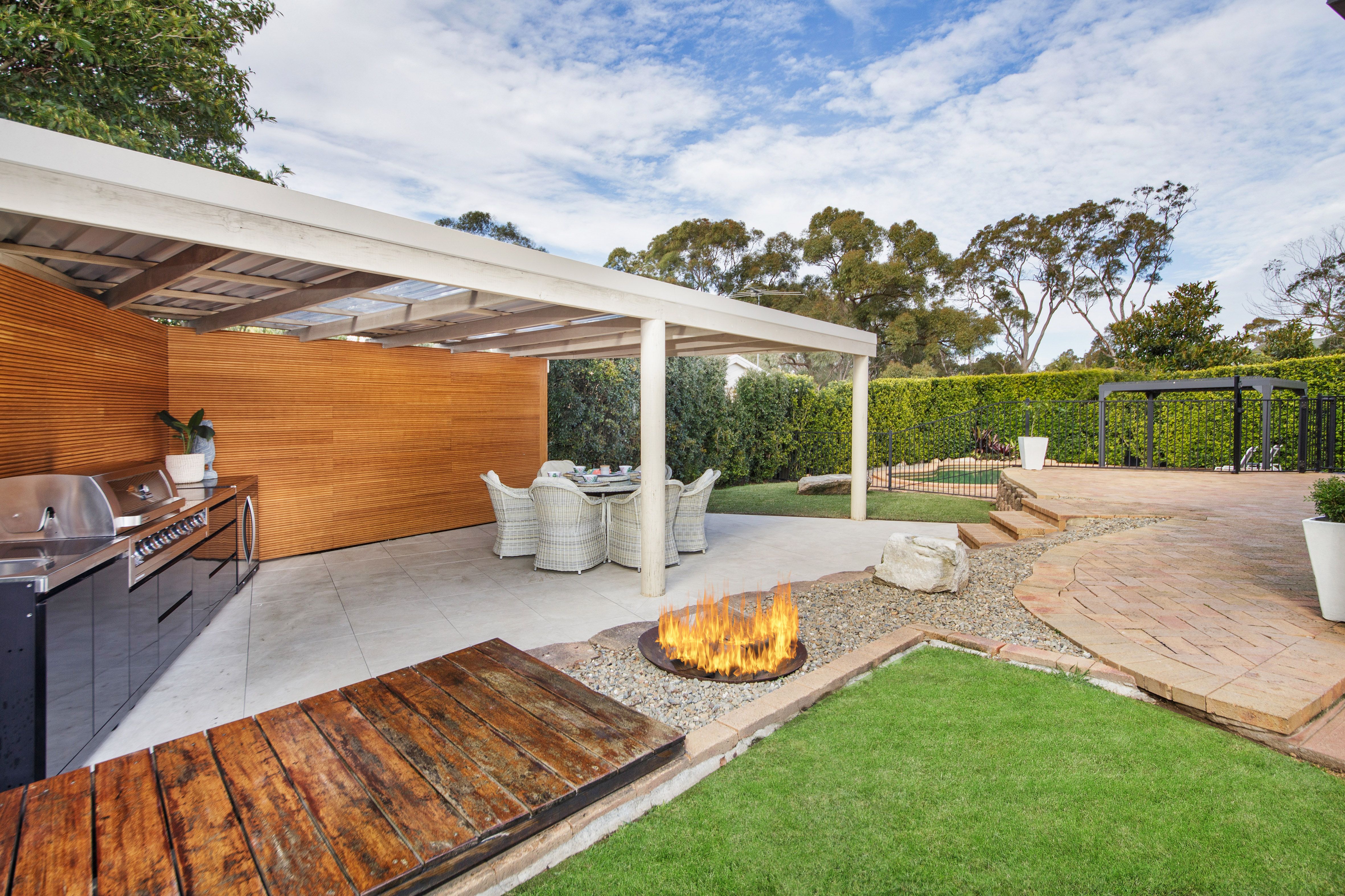 6 Fiddlewood Grove, Menai, NSW 2234