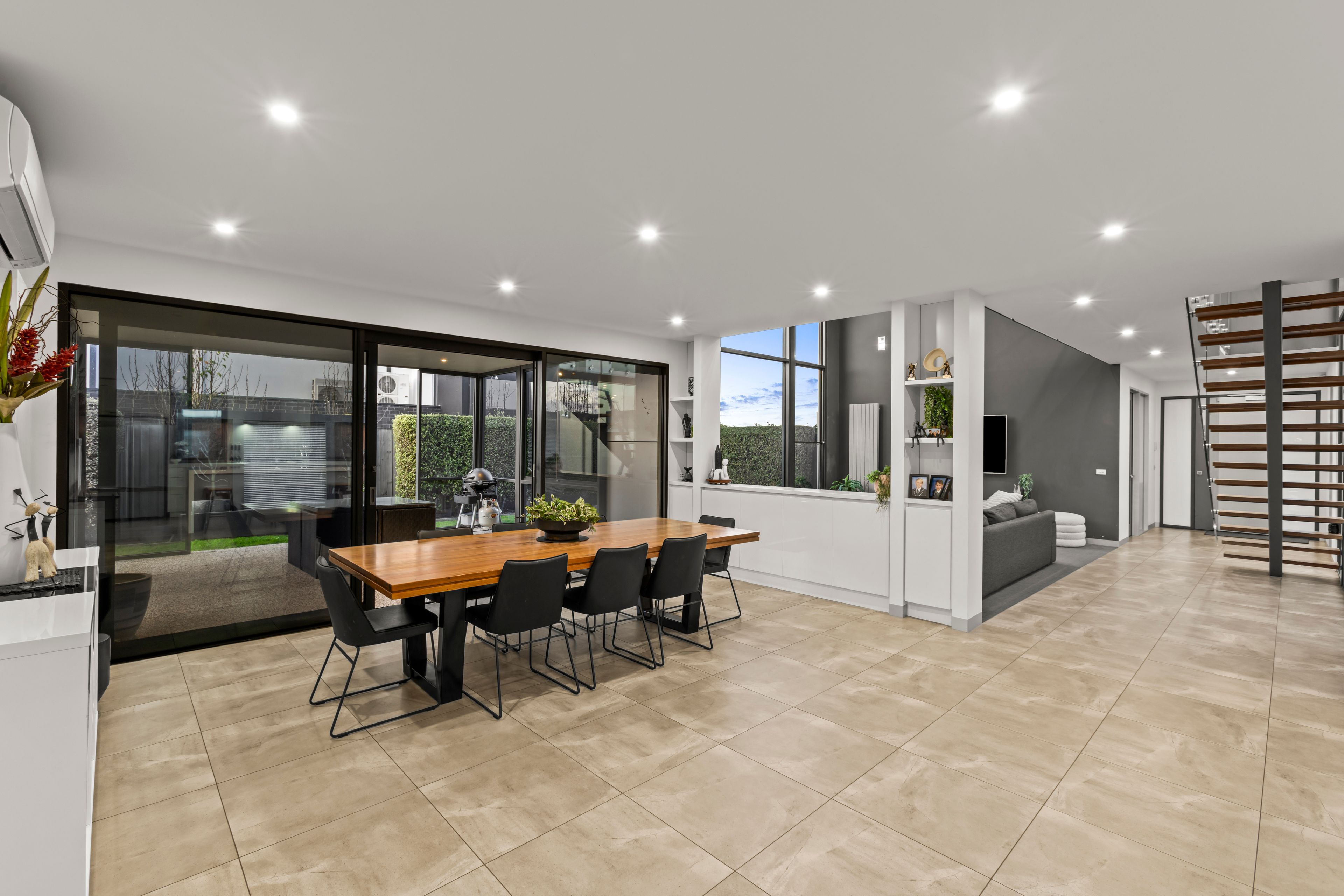 9 Karrakatta Grove — photo 7 of 28