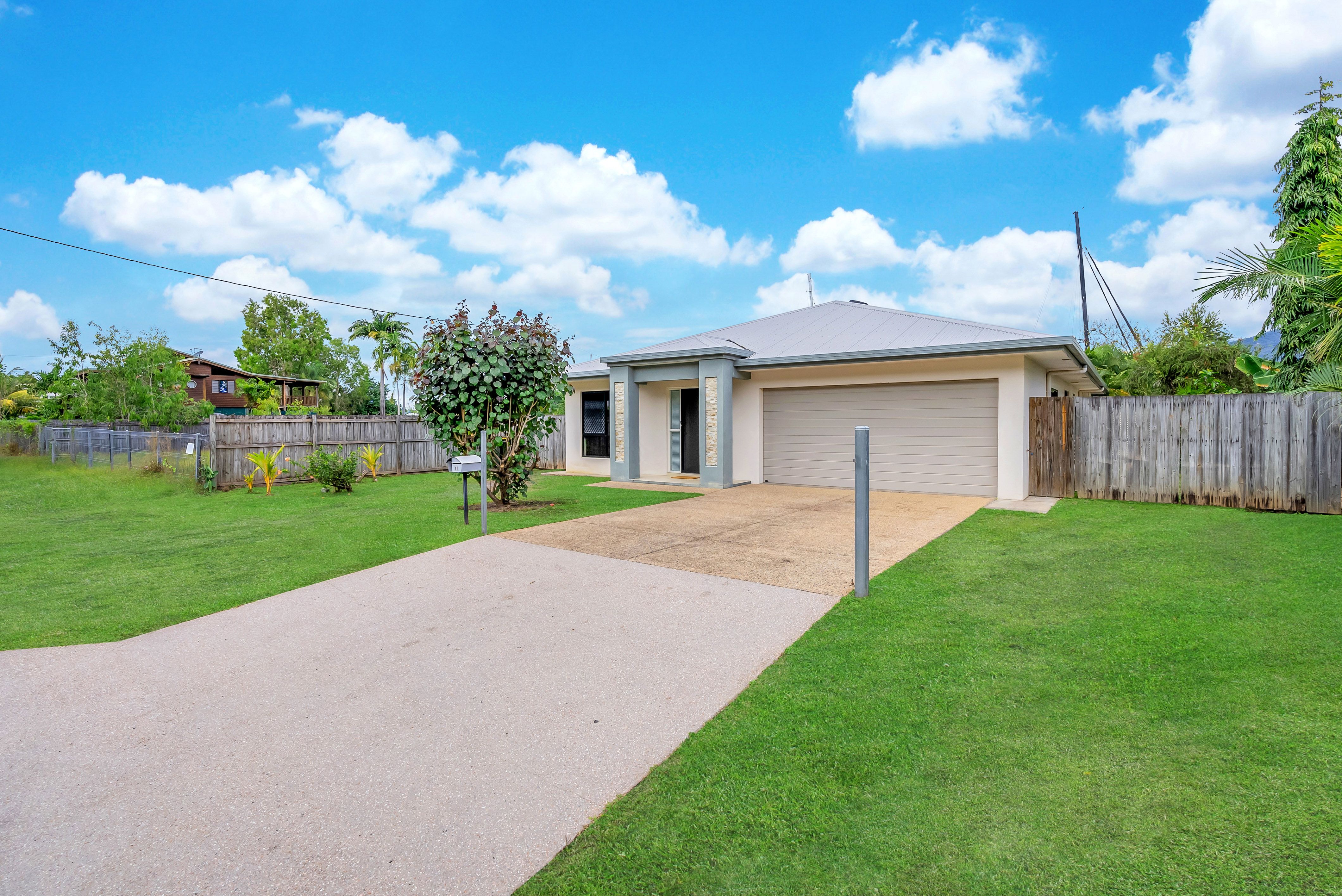 35 Riverside Parade, Trinity Park, QLD 4879