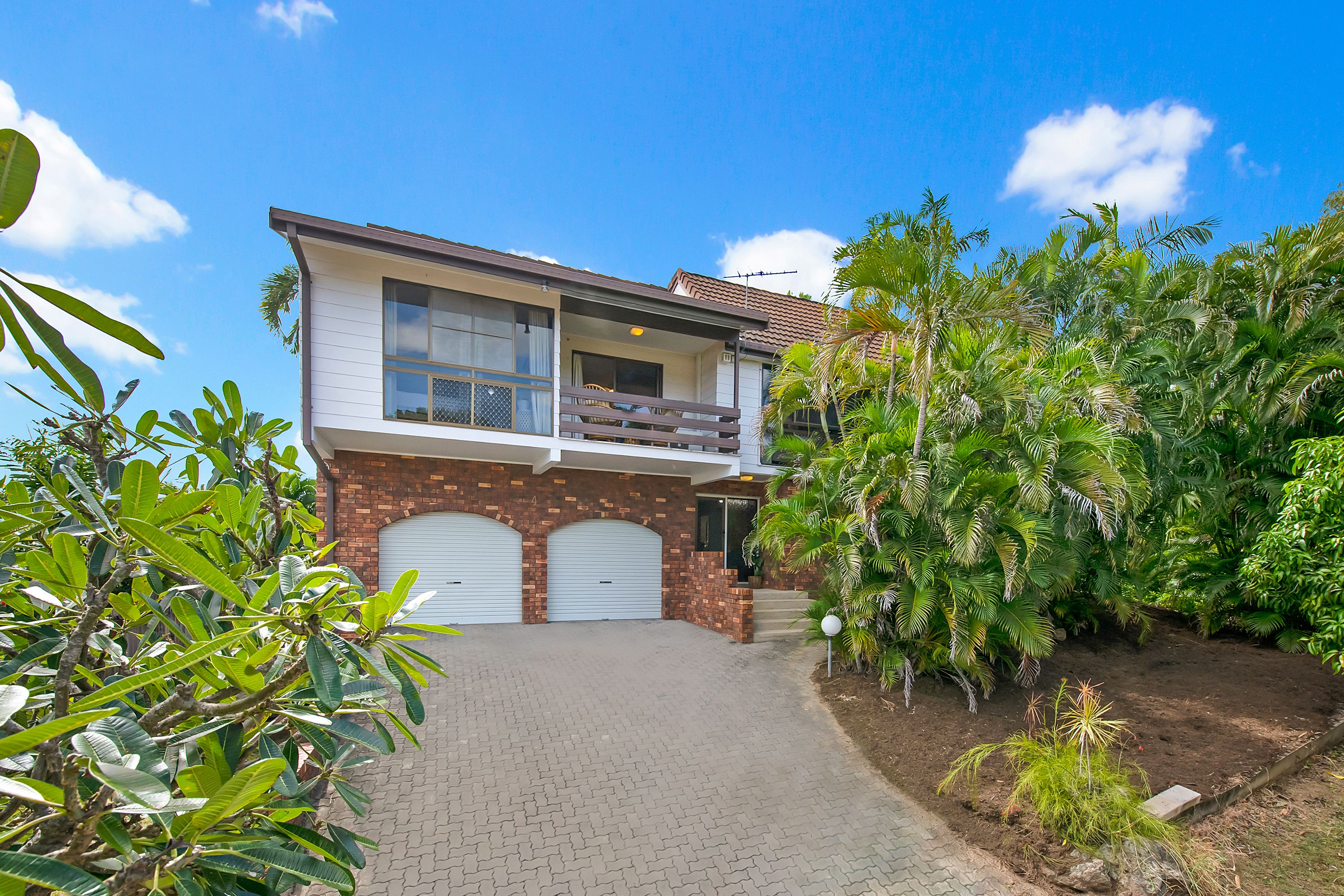 4 Picton Court, Cranbrook QLD 4814
