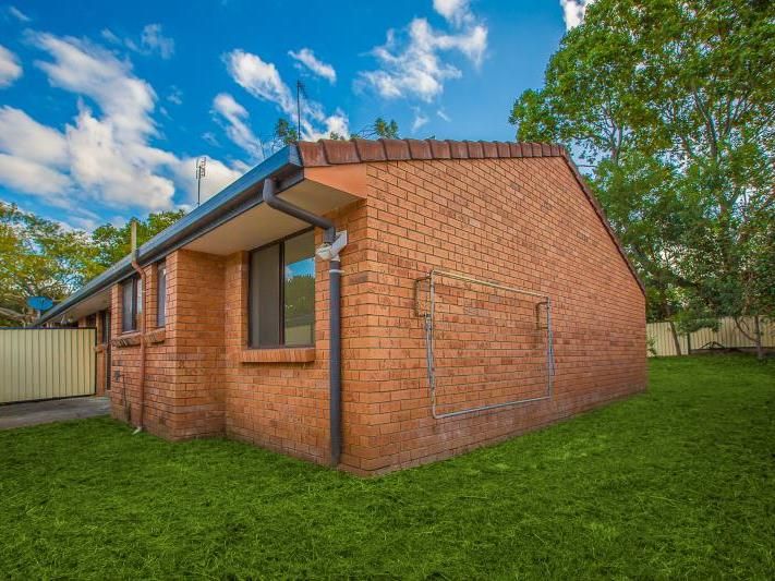 2/1 Botanical Drive, Labrador, QLD 4215