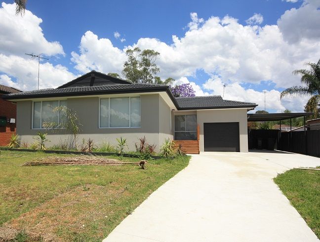 12 Wheeler Place, Minto, NSW 2566
