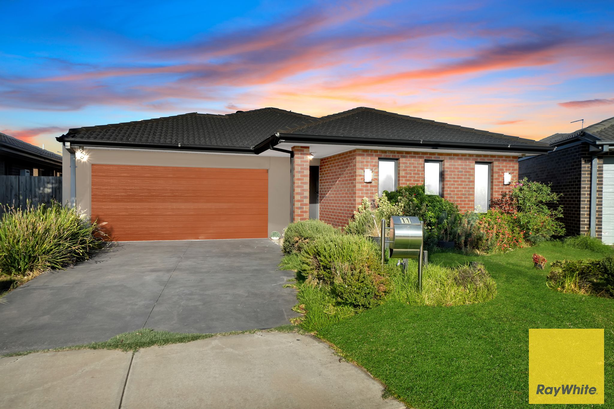 11 Lacebark Lane, AINTREE, VIC 3336