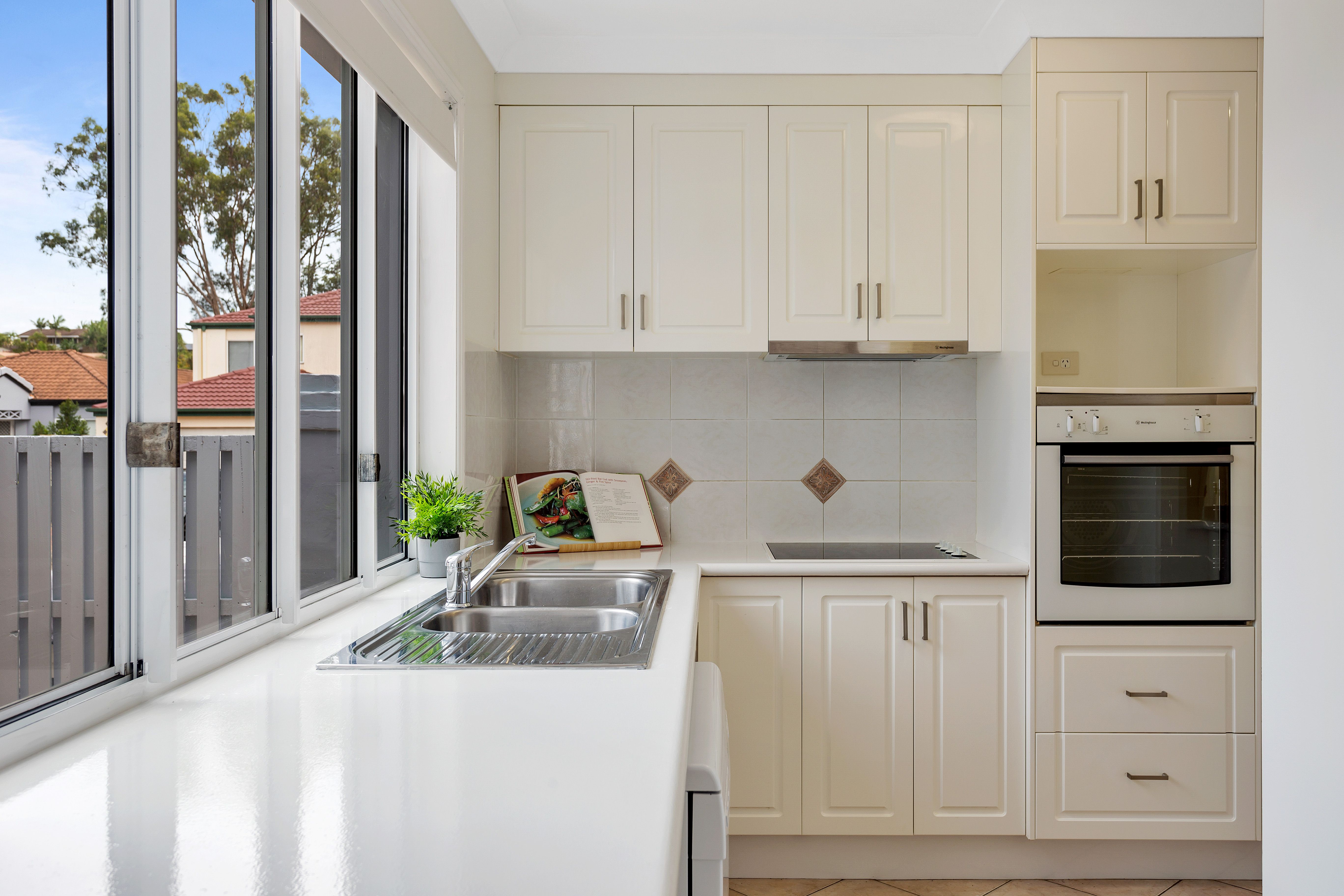23 Highgate Lane, Robina, QLD 4226