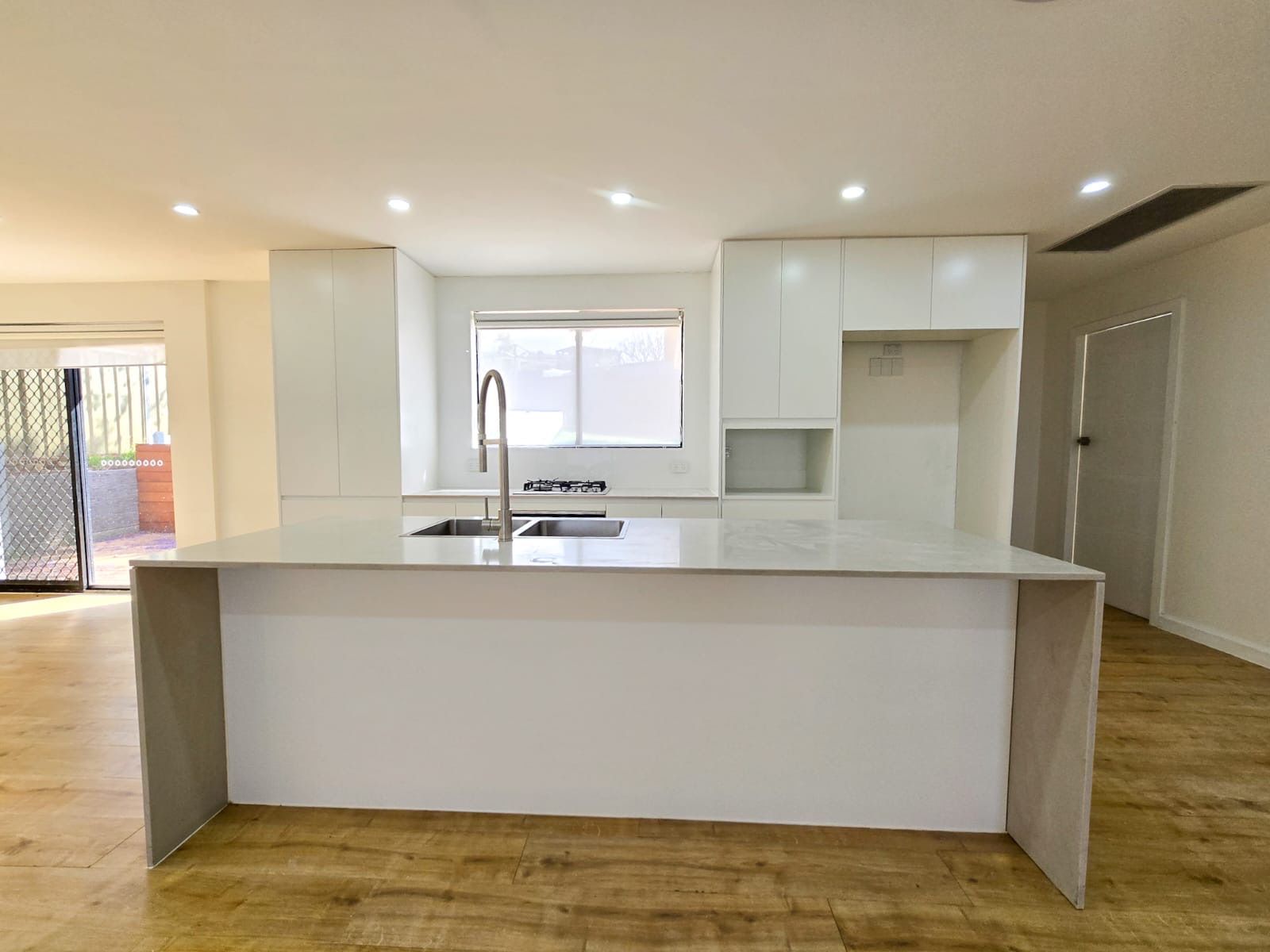 35 Aquamarine Drive, Eagle Vale, NSW 2558