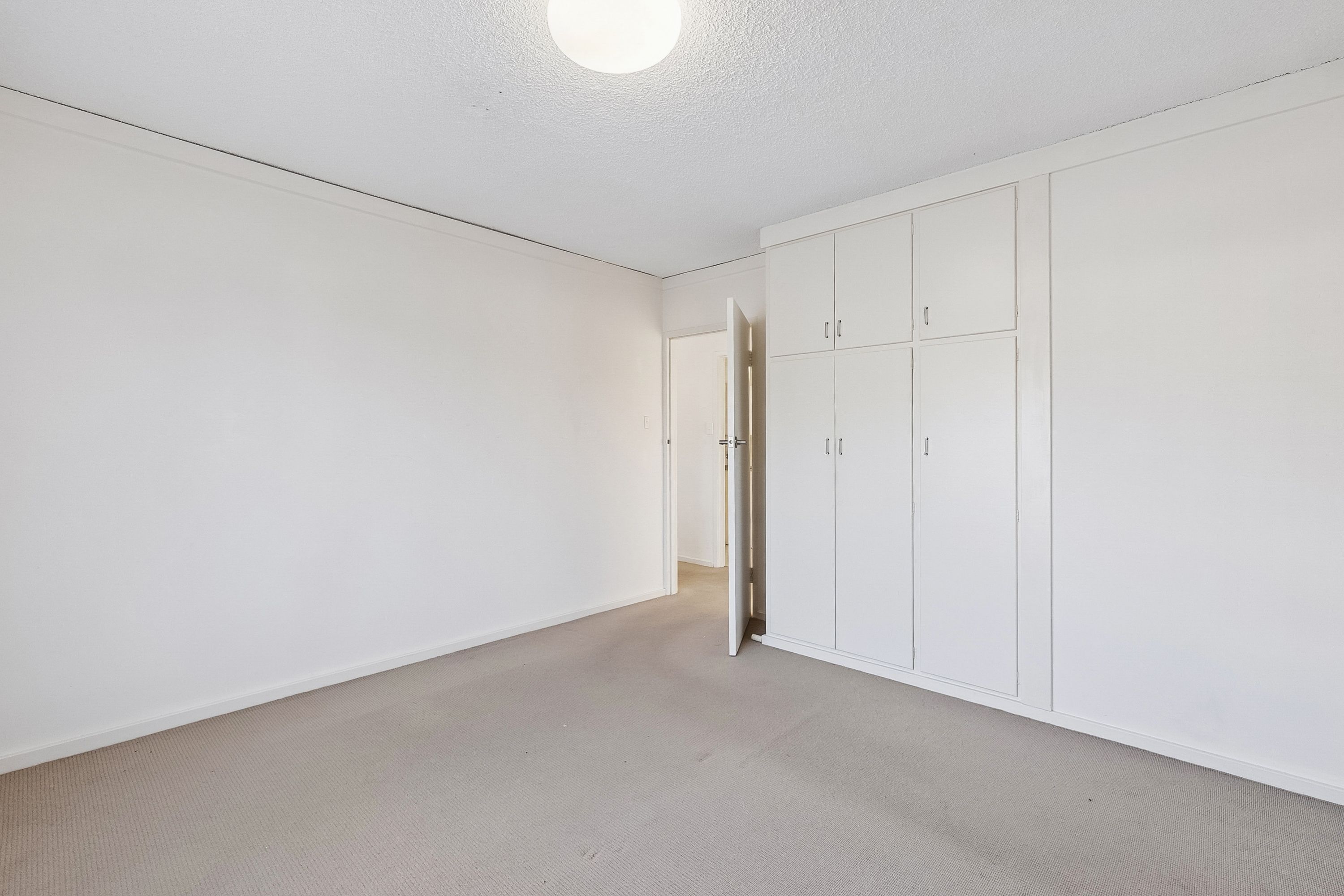 7/5 Barry Road — photo 8 of 10