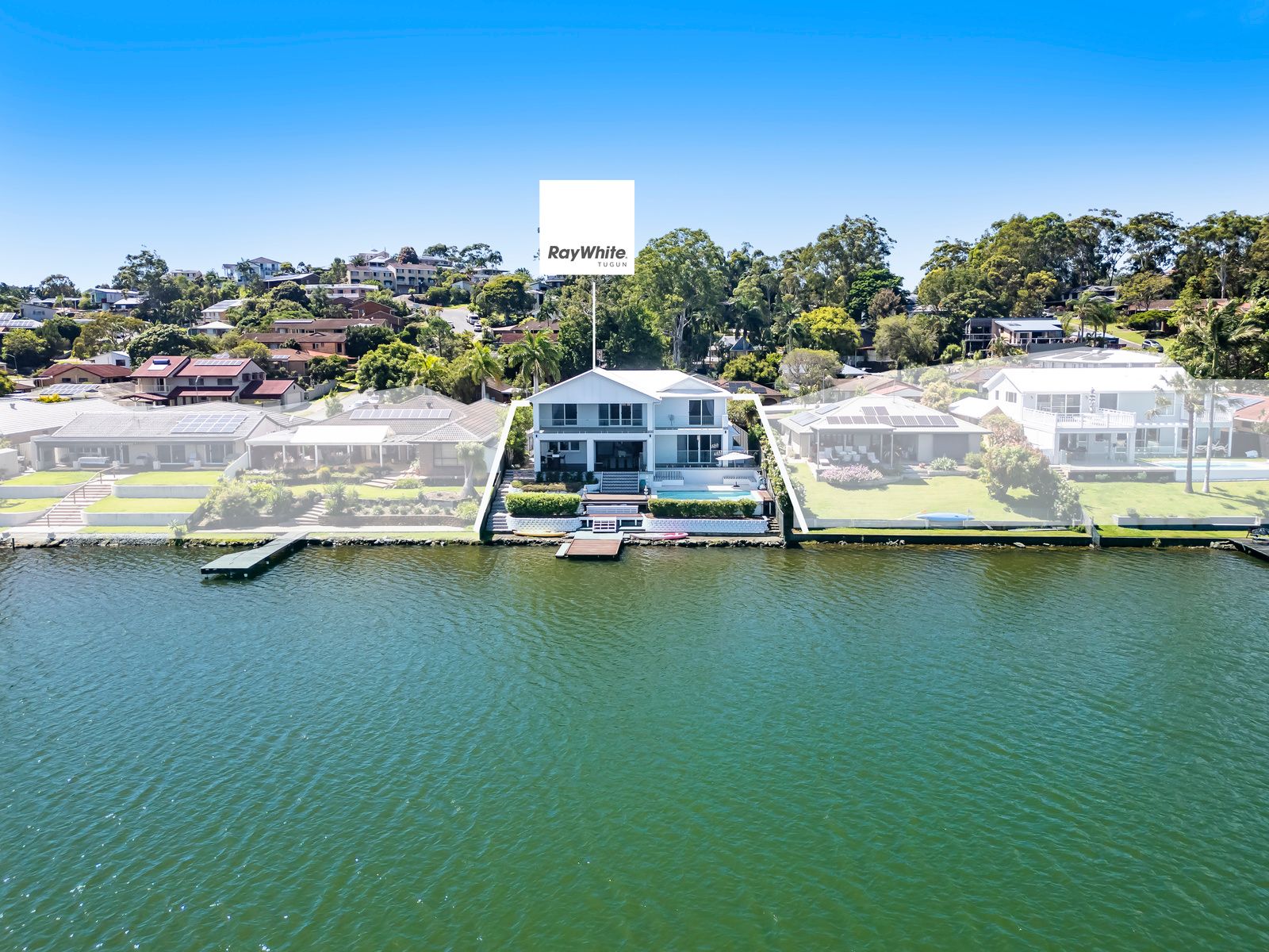 37 Ironbark Street, Elanora QLD 4221