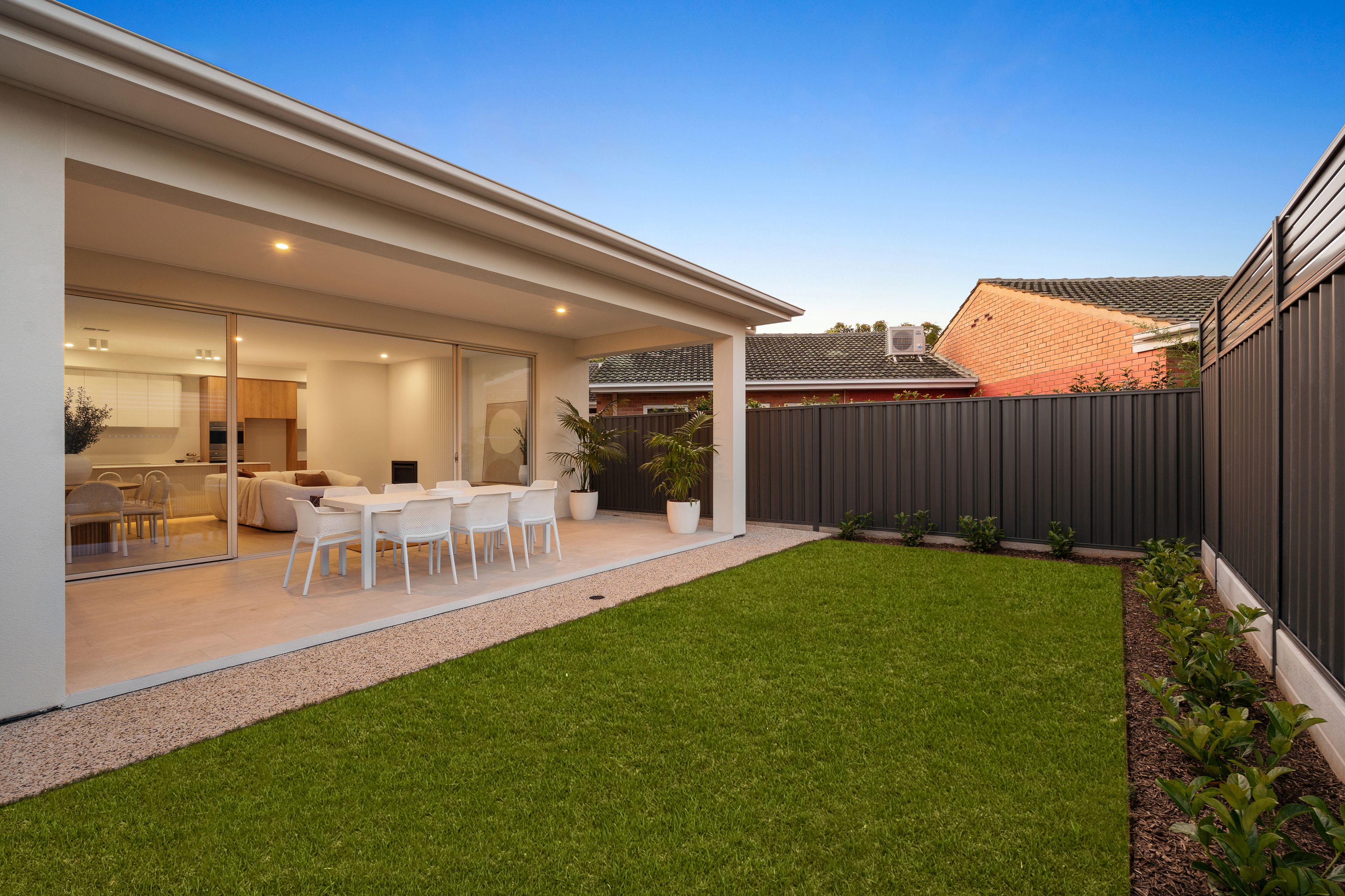 19 King George Avenue — photo 26 of 30