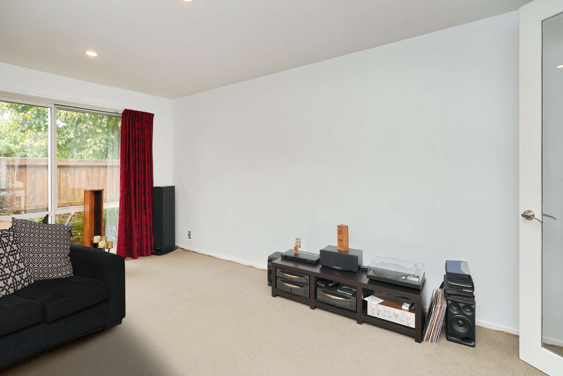 14 Hawthorn Mews photo 3