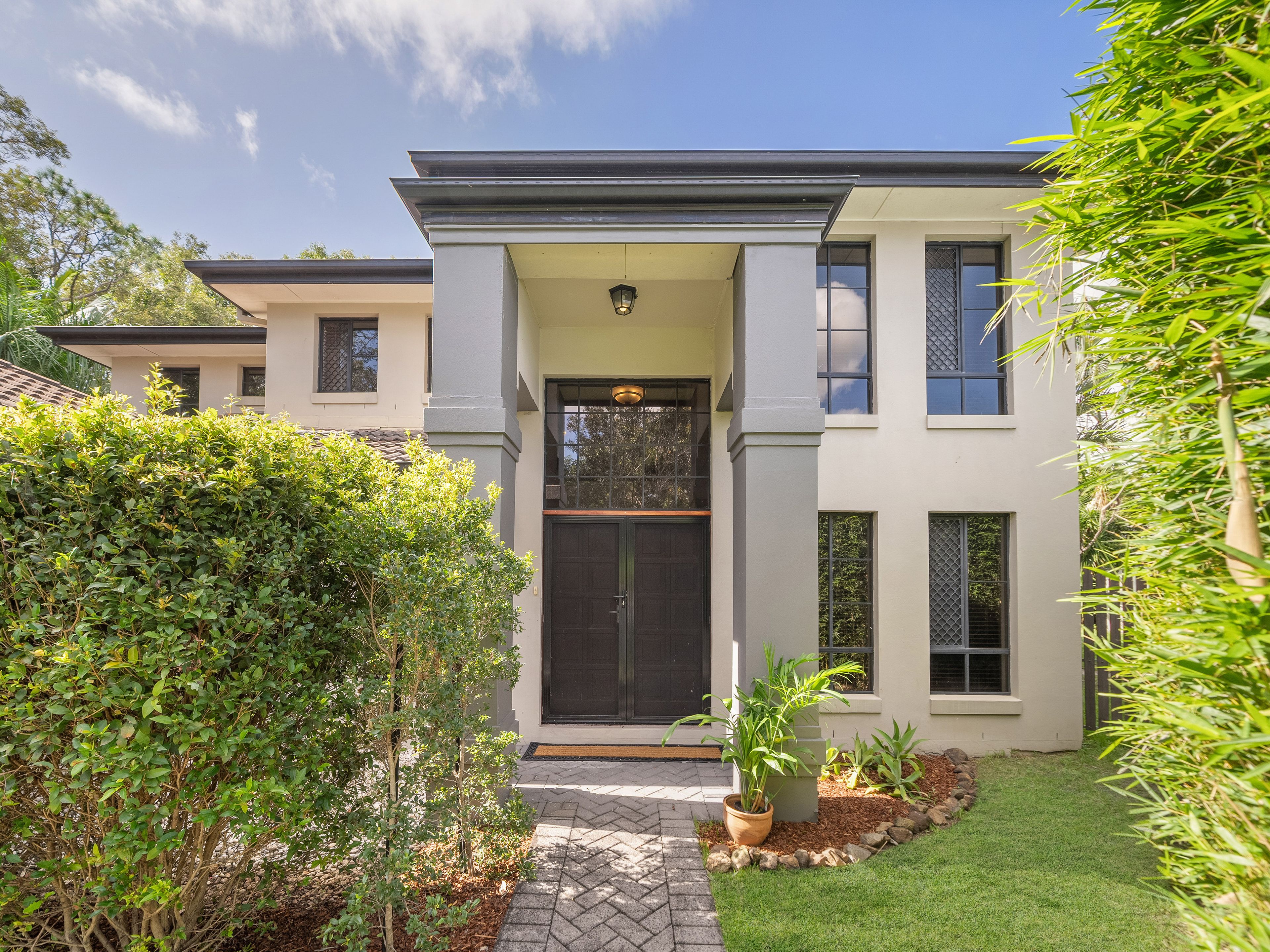 20 Litchfield Court — photo 3 of 24