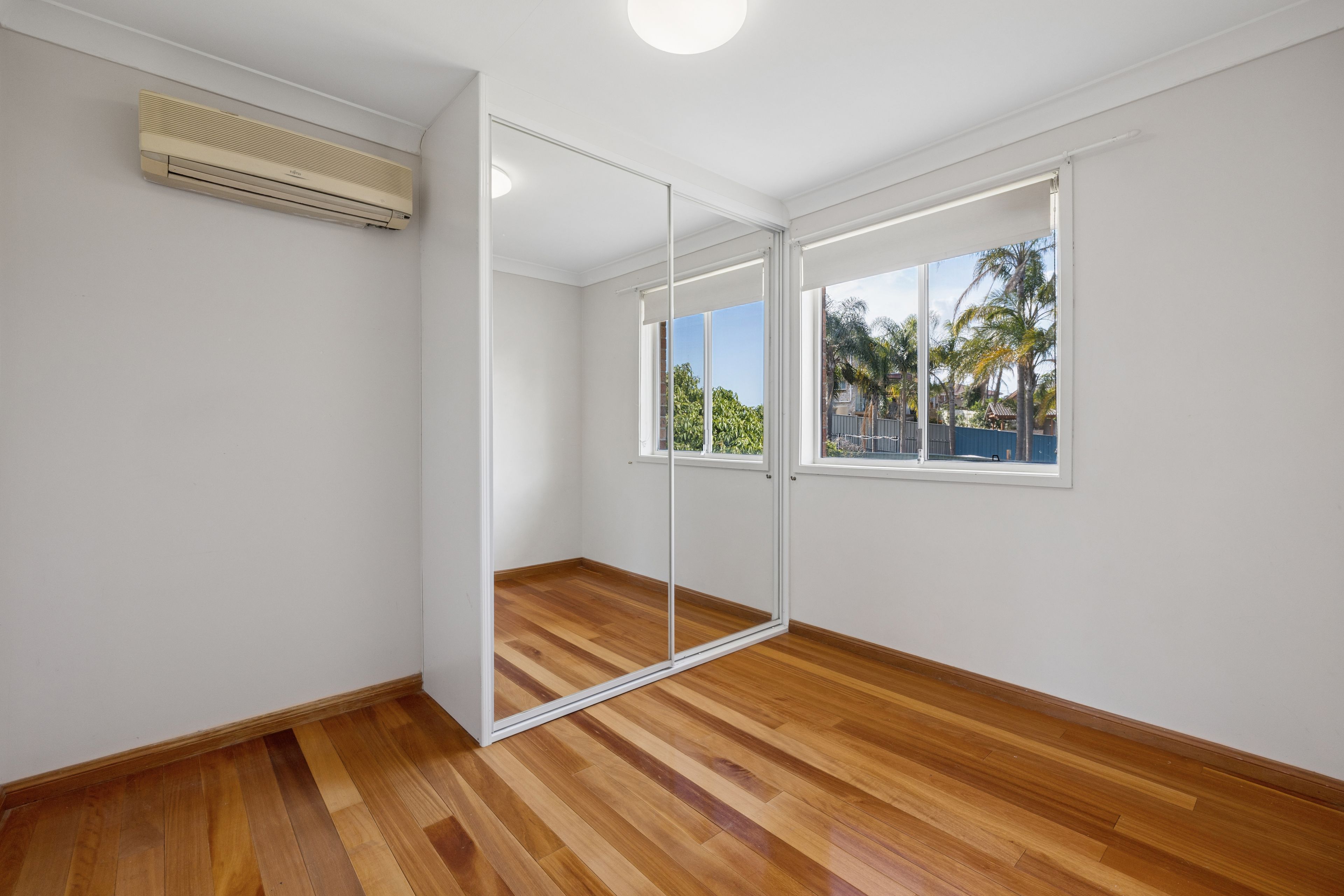 12 Lotus Close — photo 4 of 9