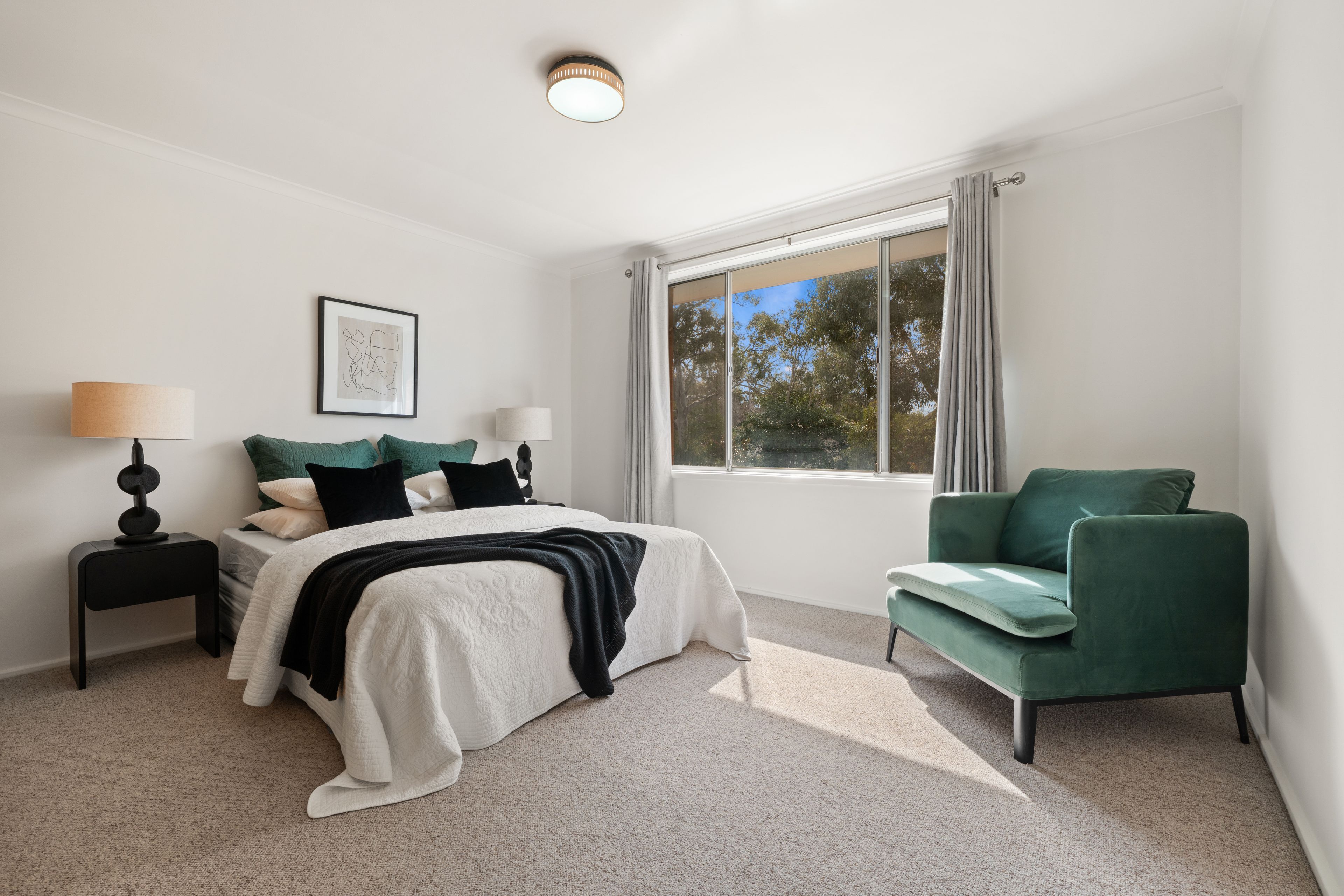 3 Bathurst Place — photo 9 of 17
